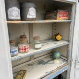 Armoire parisienne en bois