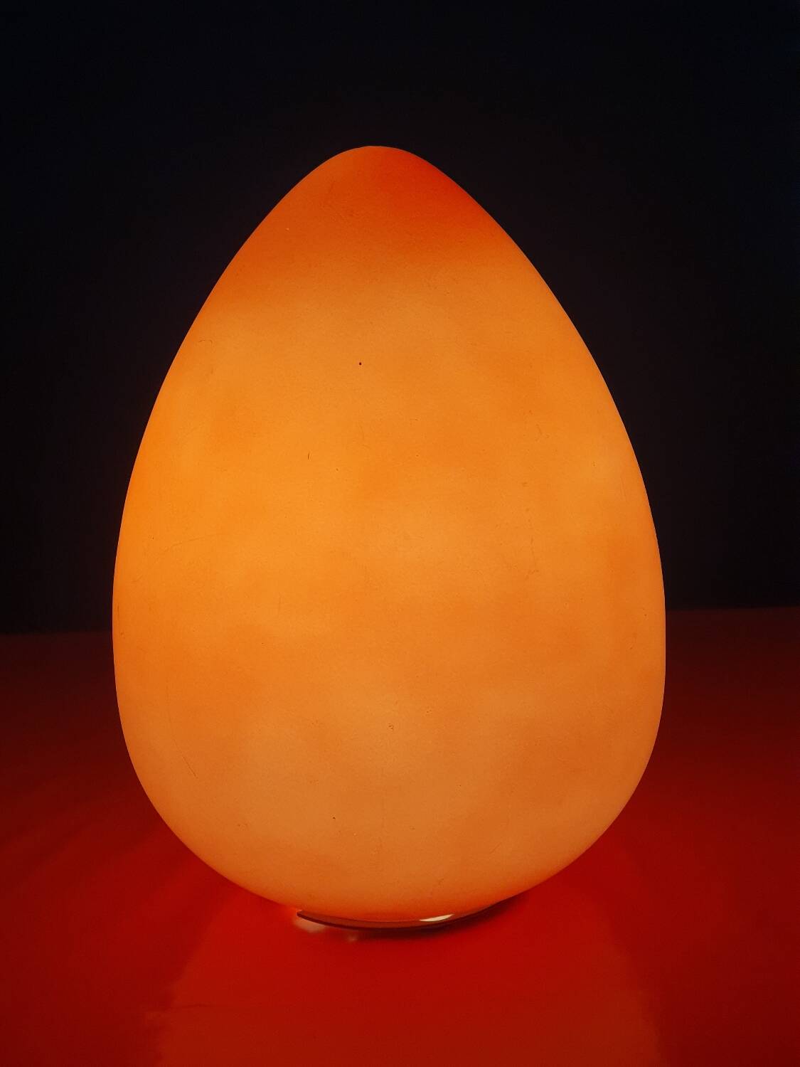 Vintage egg lamp