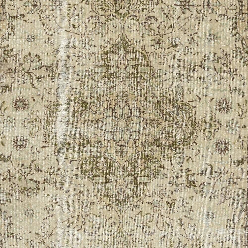 Vintage Turkish Handknotted Wool Rug. Rustic Area Carpet for Cozy Farmhouse Interiors