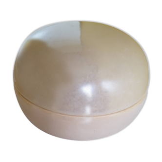 Bonbonniere, empty pocket by François Chatain in beige ceramic