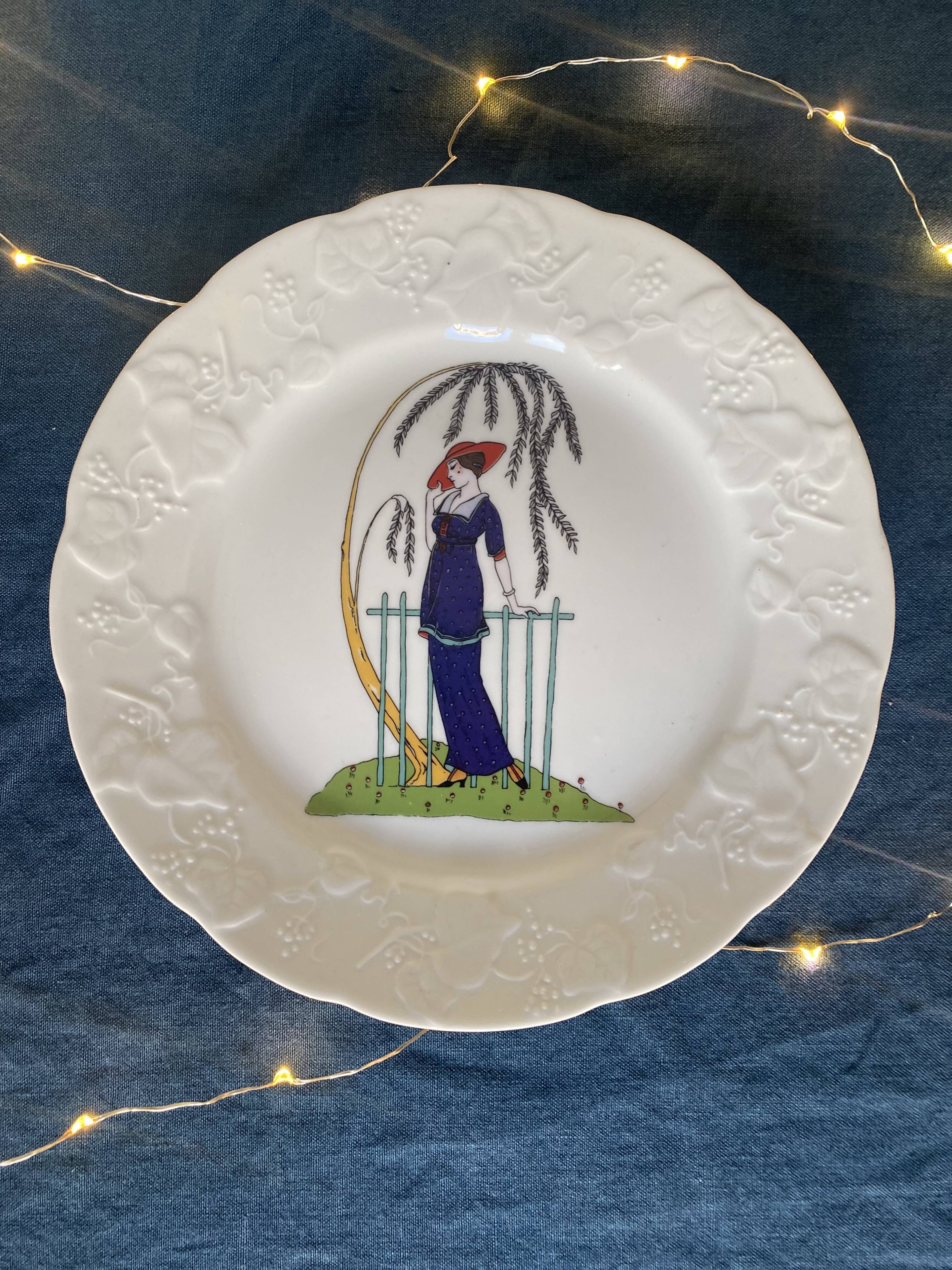 5 dessert plates art deco style