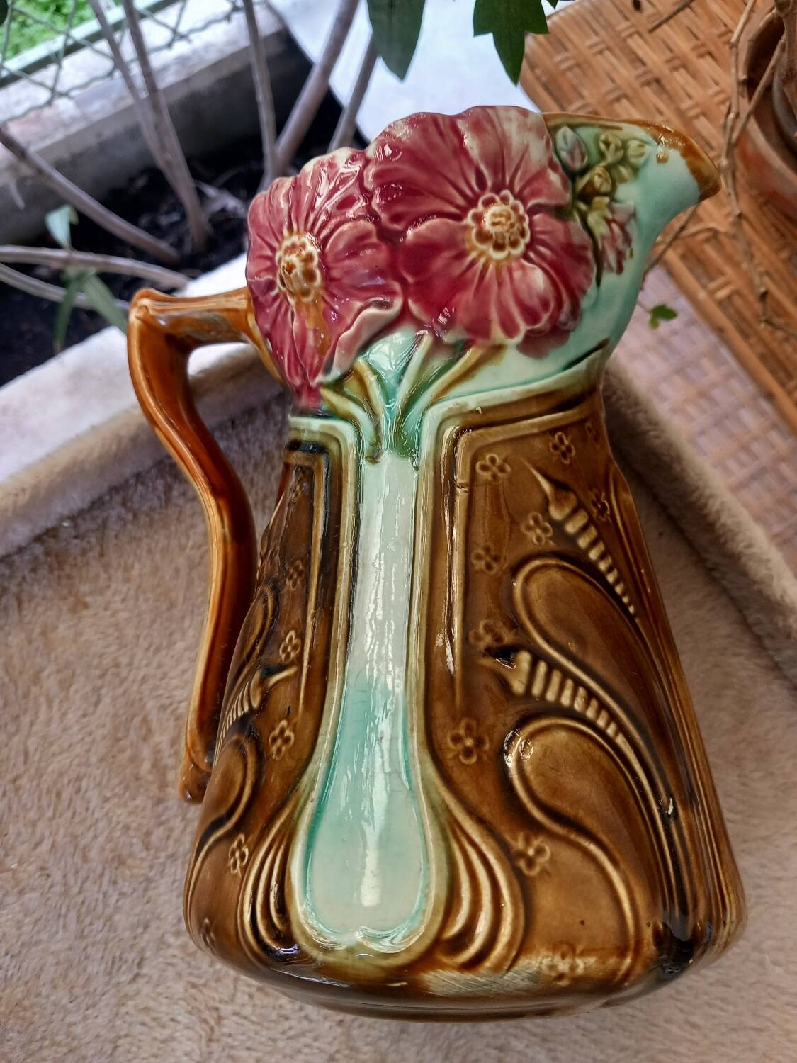 Onnaing slushie pitcher