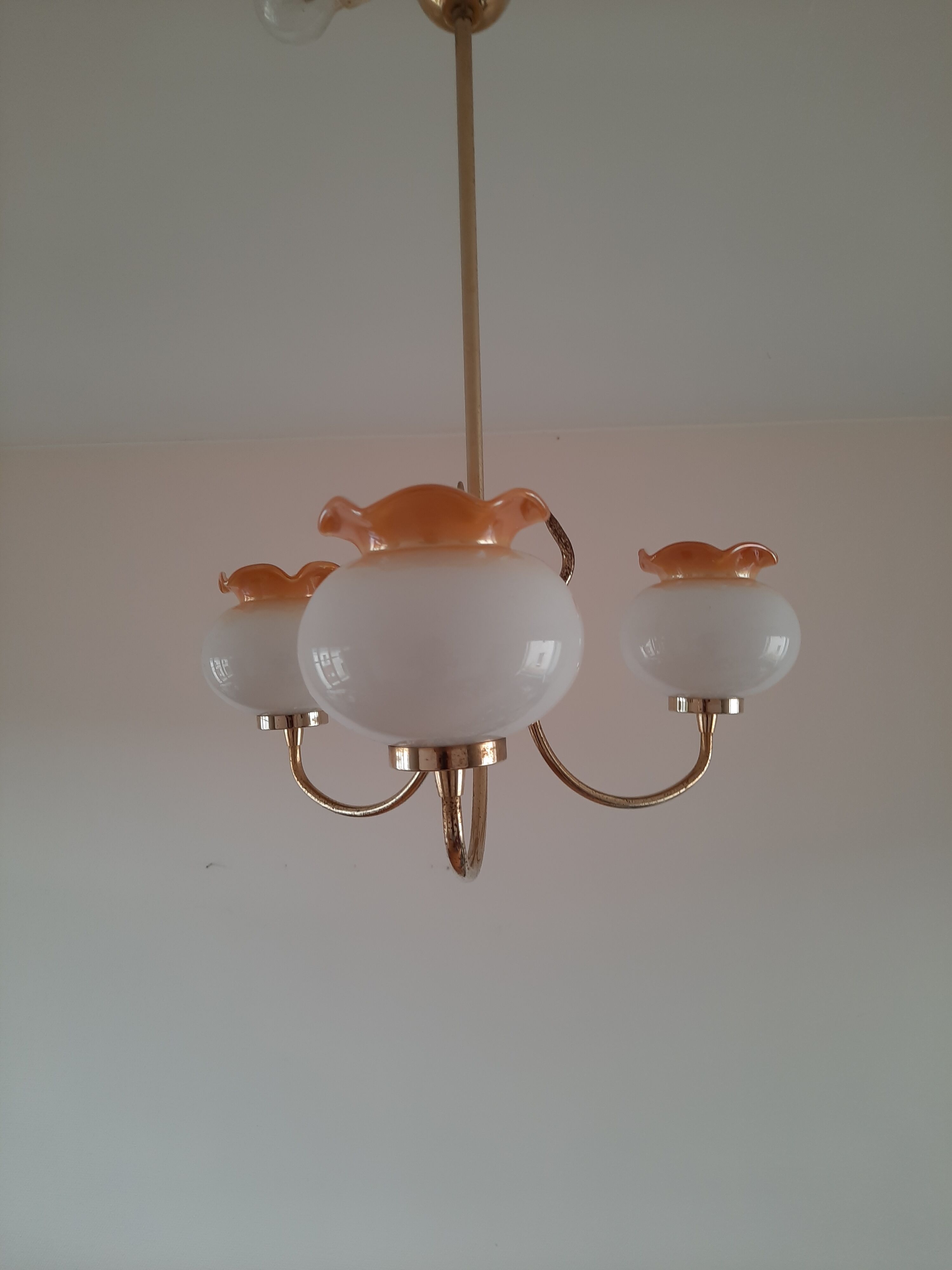 opaline chandelier with 3 burners 60s