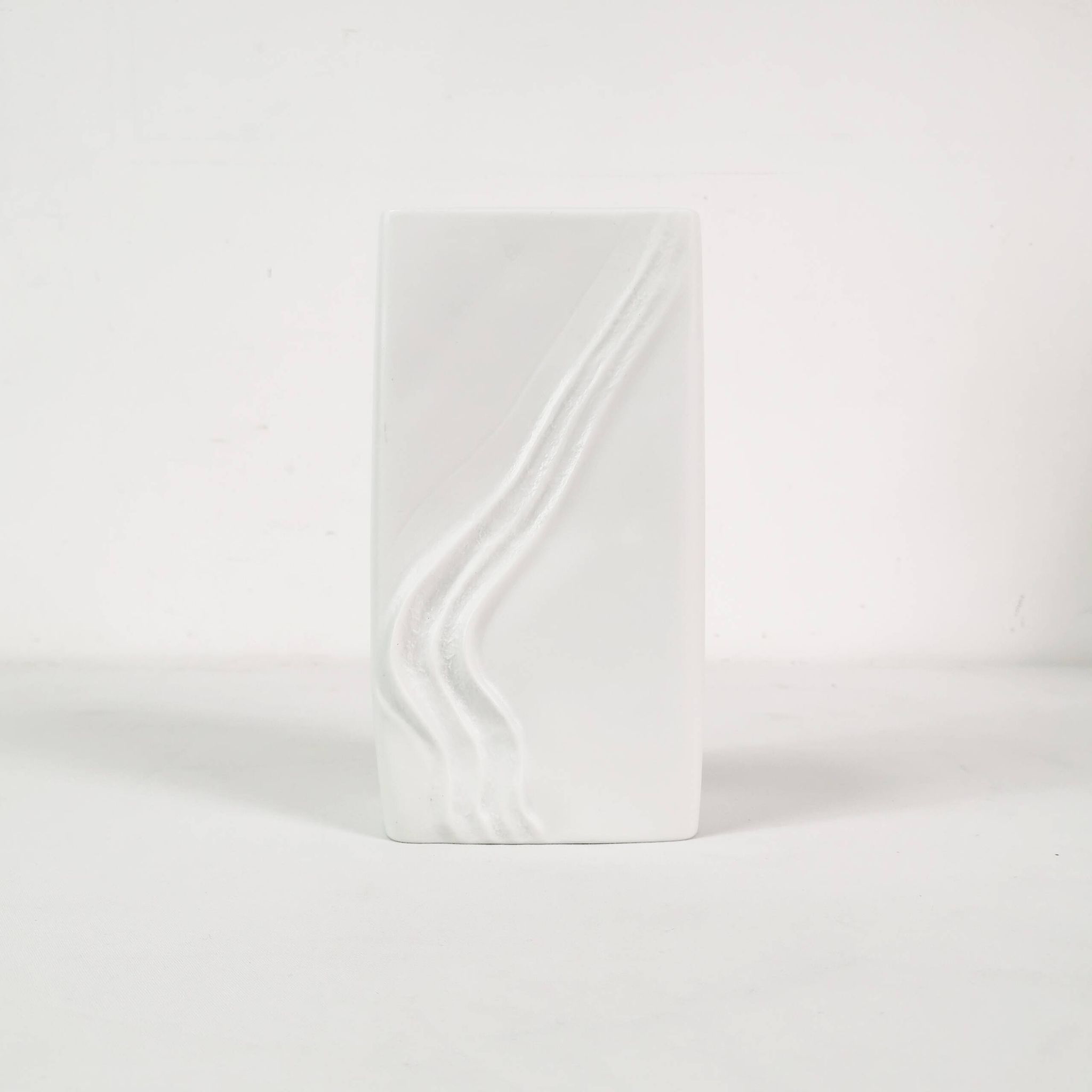 Modernistyczny, porcelanowy wazon, Rosenthal, proj. Martin Freyer, Niemcy, lata 70.