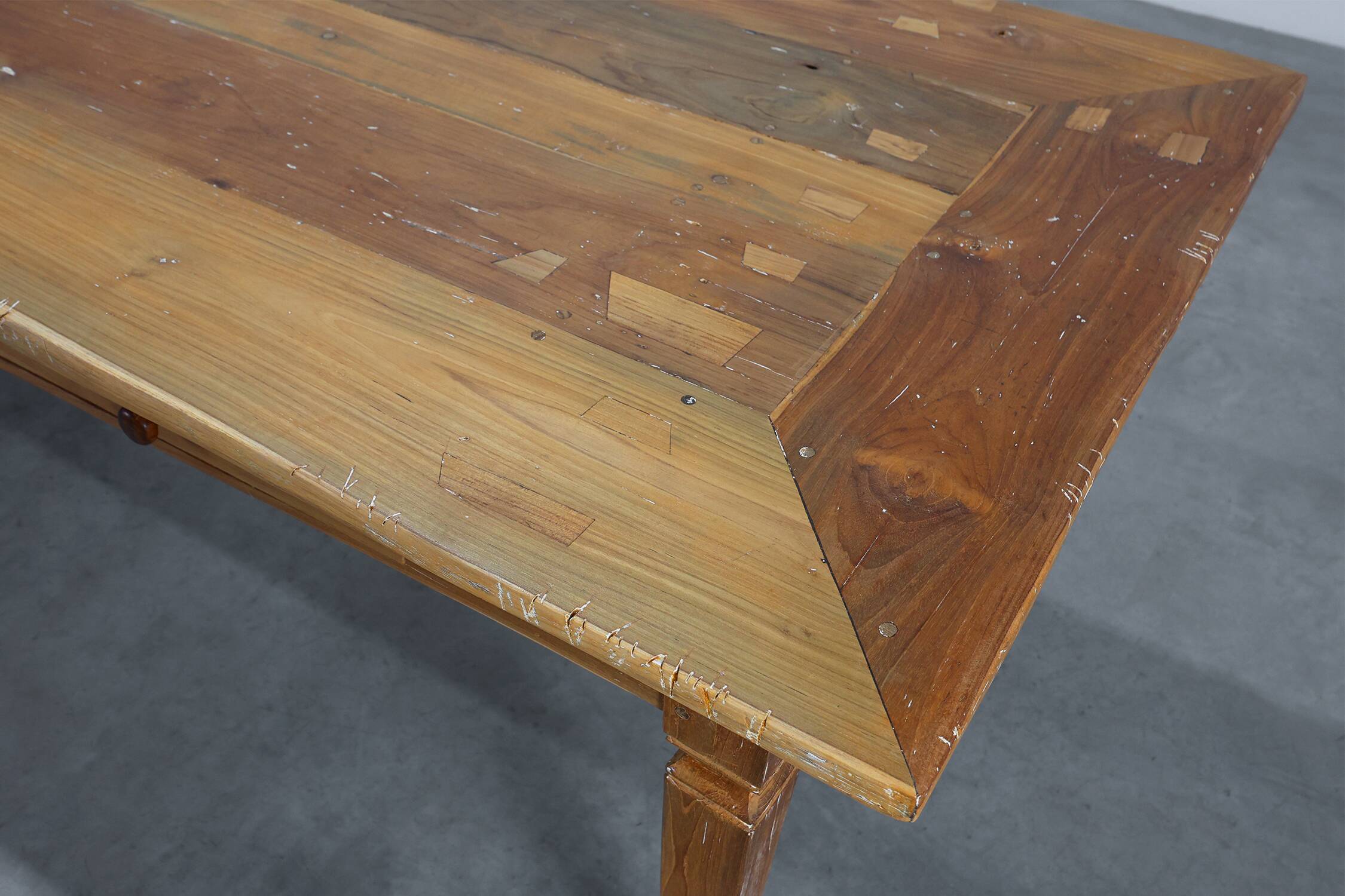 Table de ferme provinciale en bois d'orme, France vers 1850