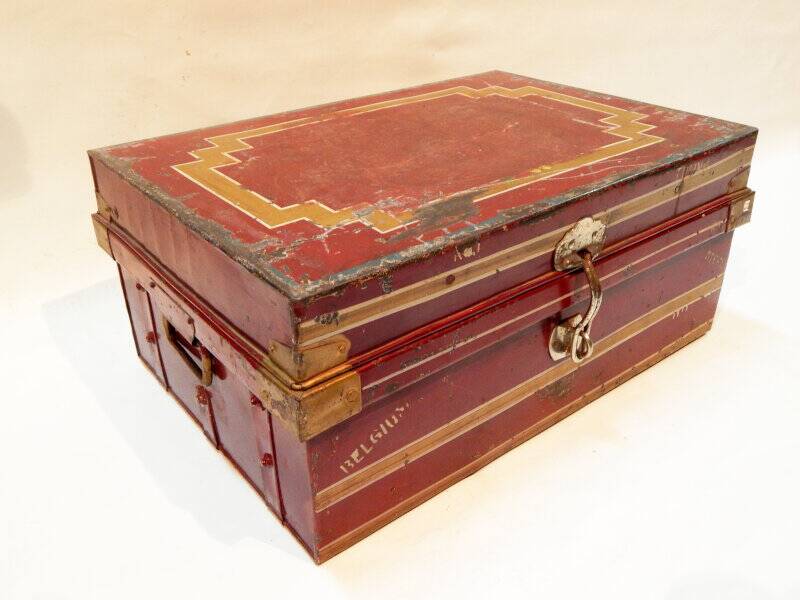 Original Patina Metal Vanity Trunk