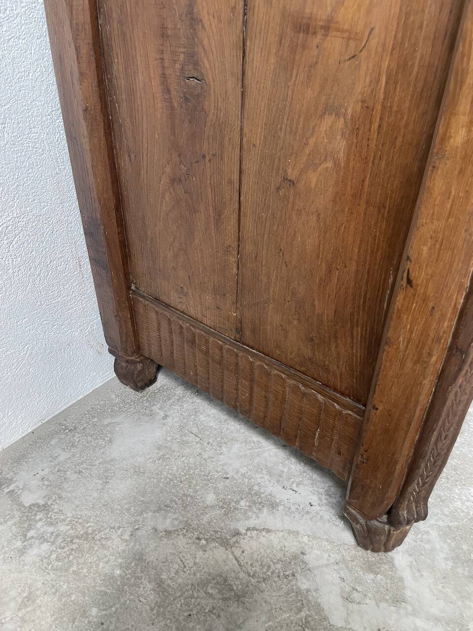 Auvergne brutalist folk art furniture 1890