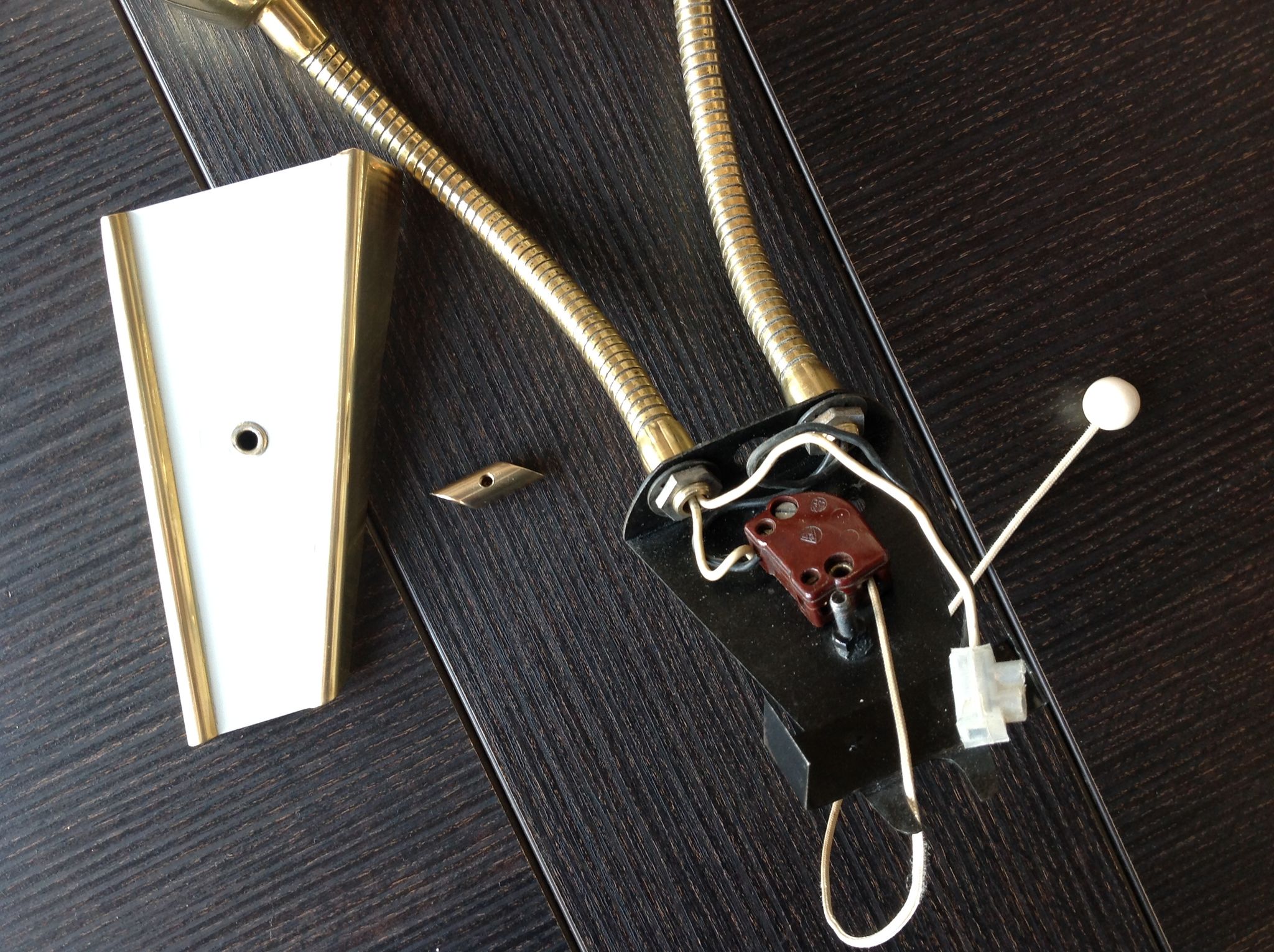 Double fire wall lamp in brass and glass cornet years 50/60