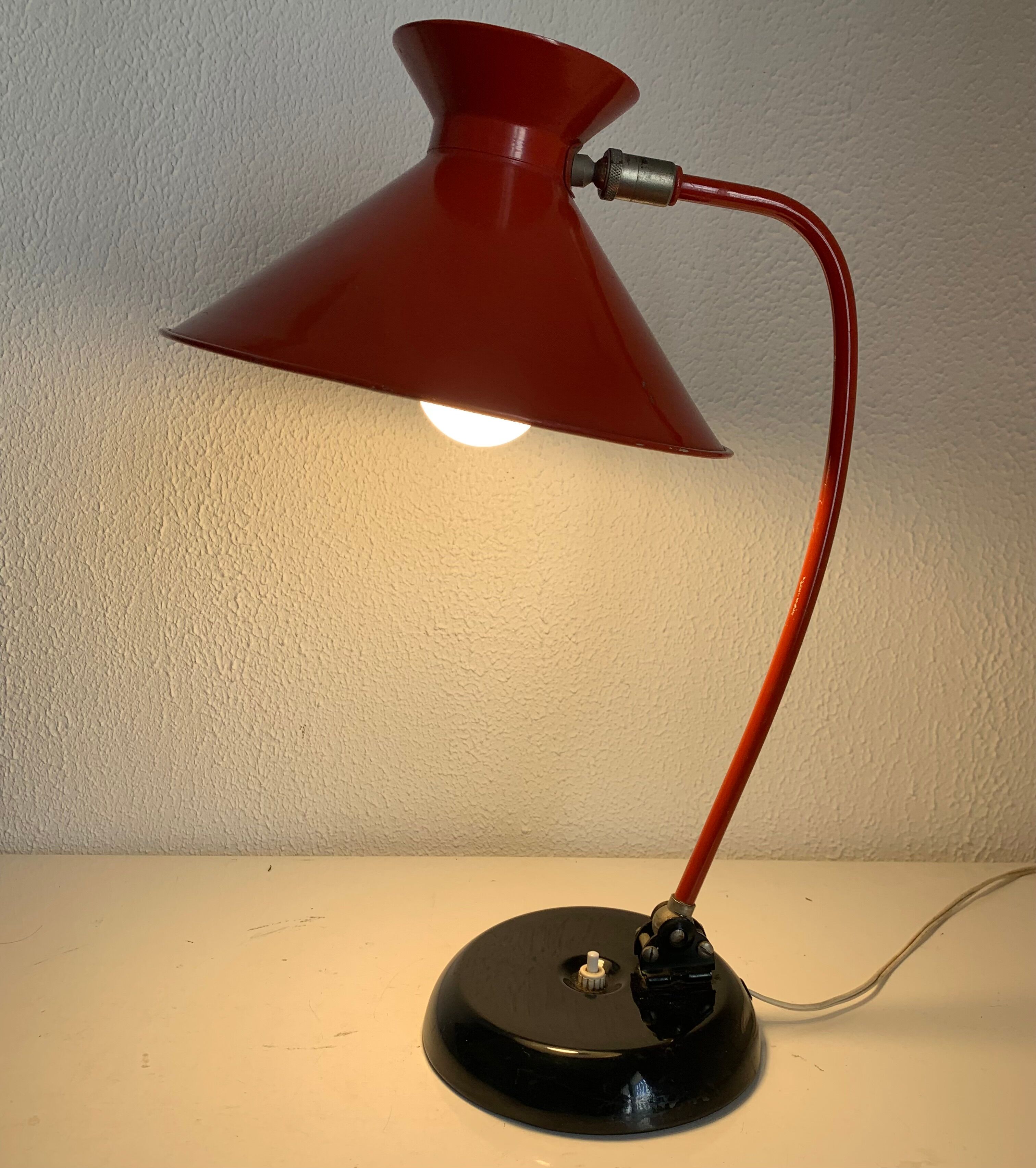Vintage lamp 1960 desk diabolo red cardinal - 45 cm