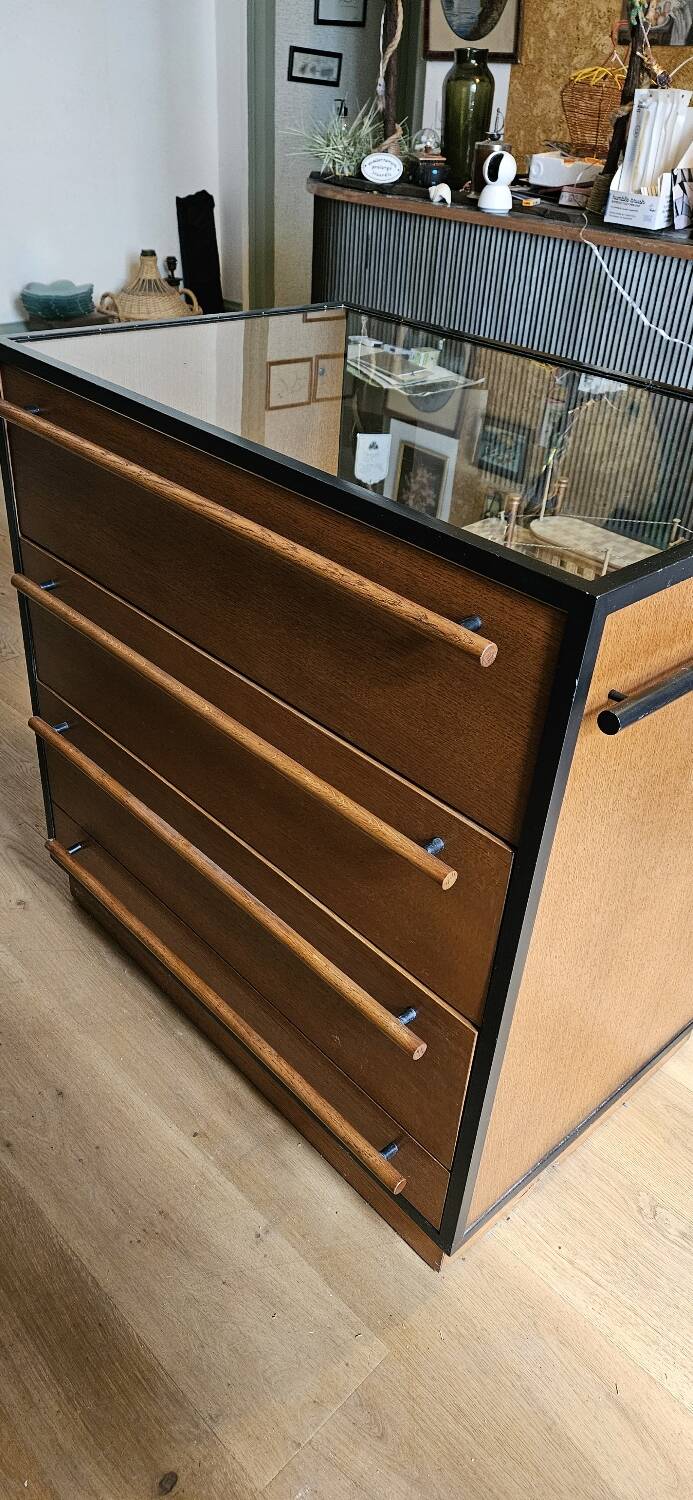 Blouse shop furniture