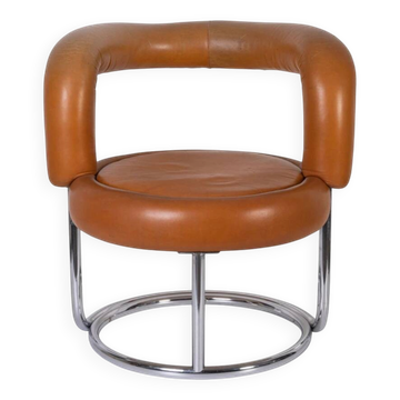 Club chair from the USSR Techcenter building from the 1970s