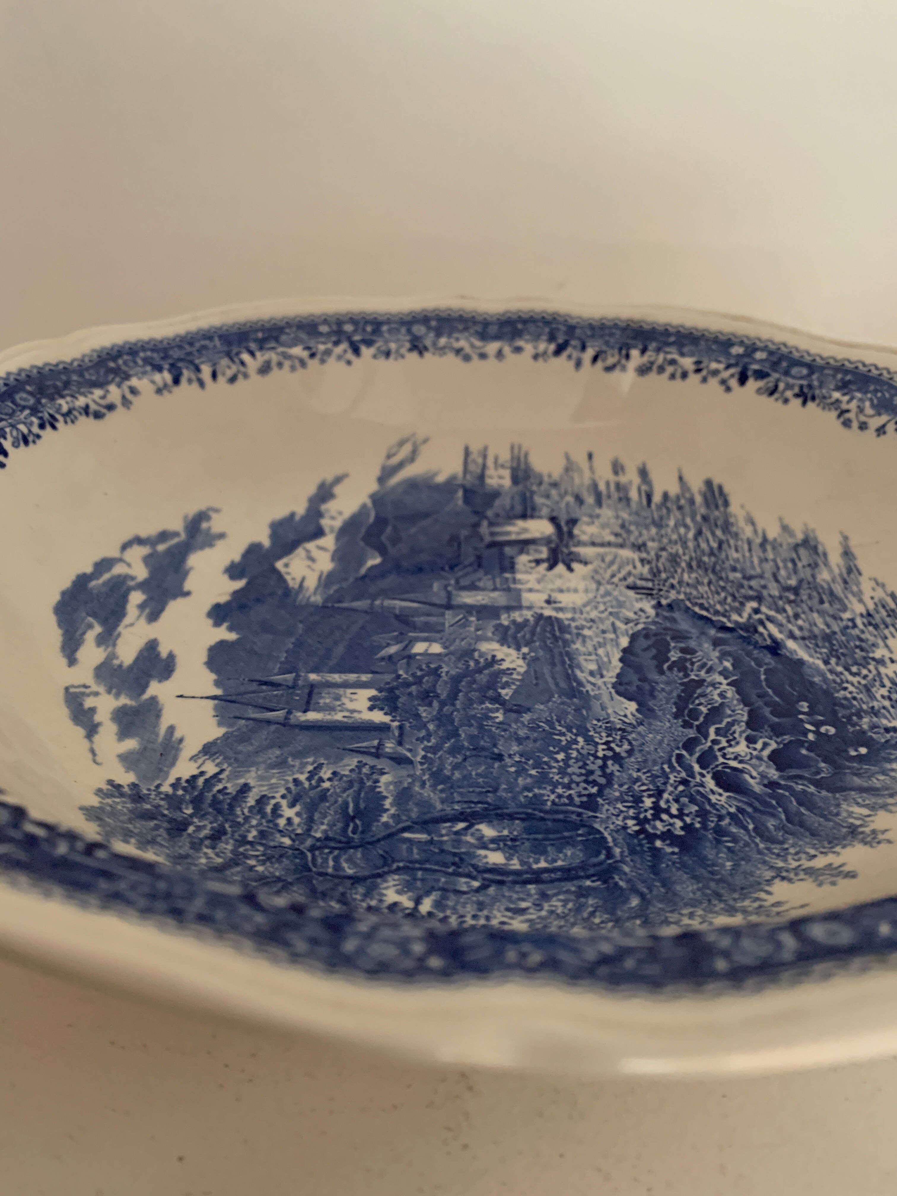 Villeroy and Boch service dish, Burgenland model