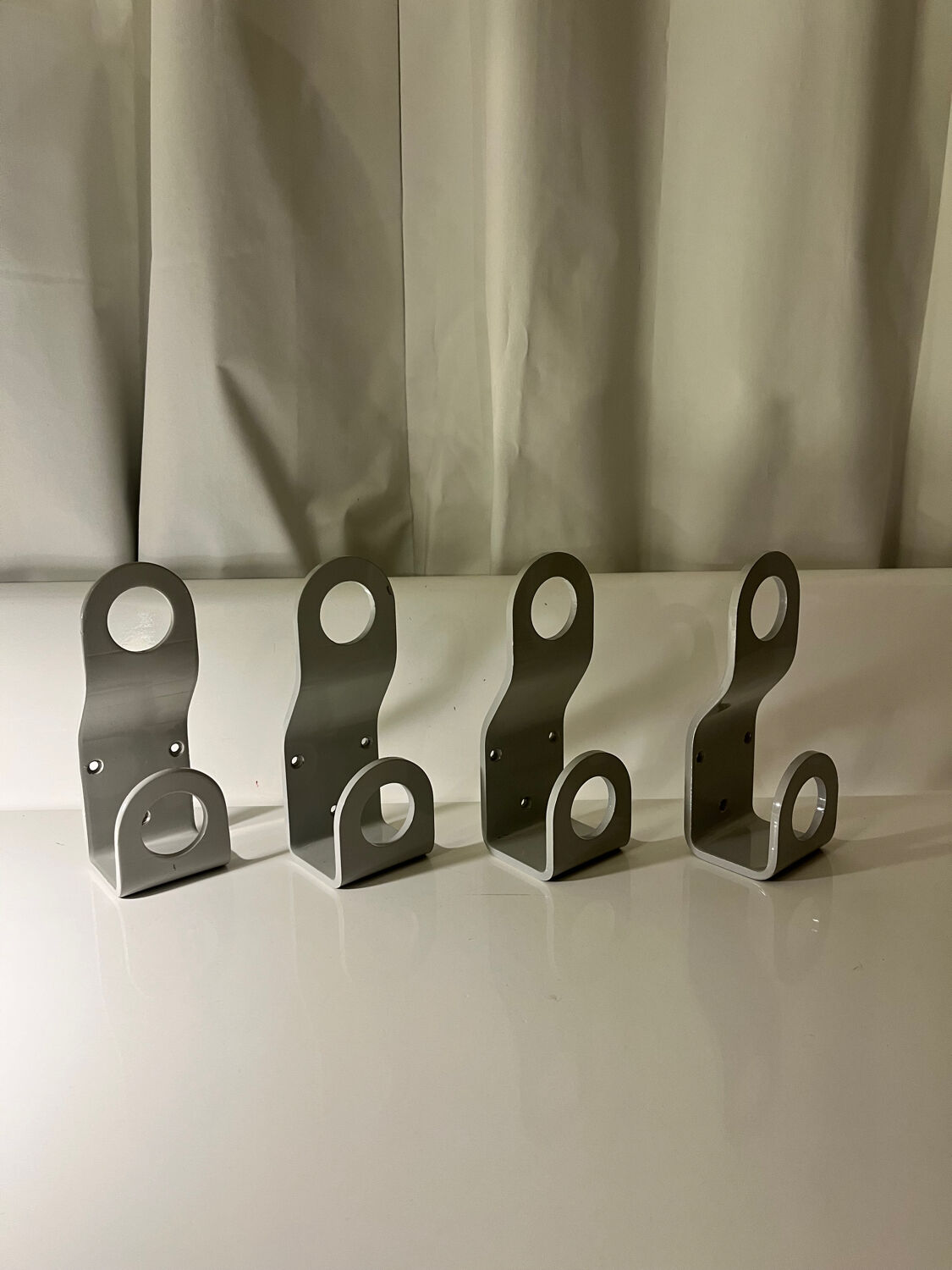 Lot de 4 patères – Étienne Fermigier – 1967 – Design français – Très b