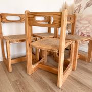 Ensemble de 4 chaises en bois et cannage - années 1960-70