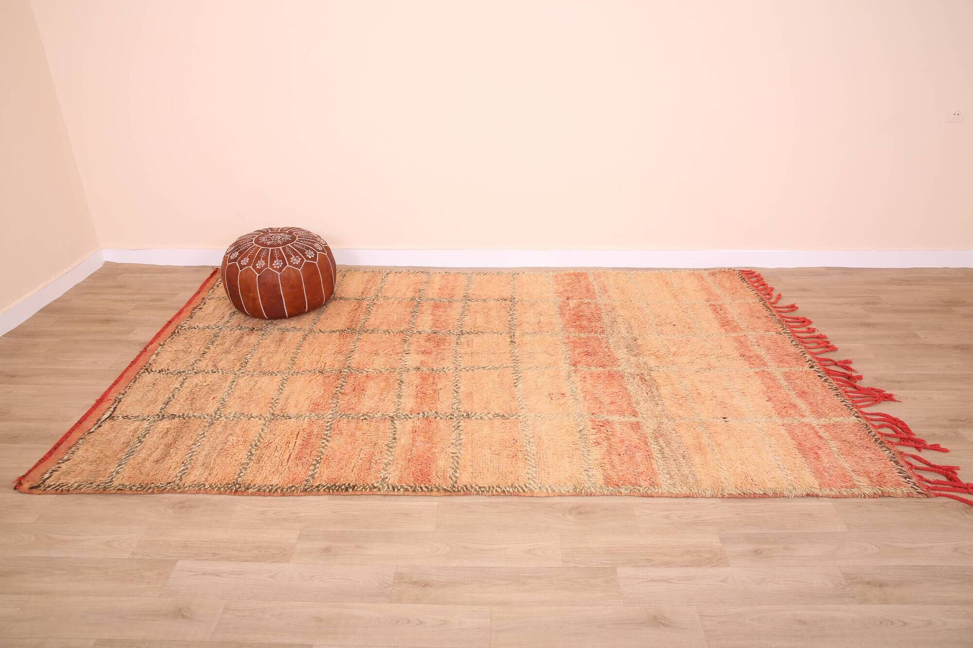 Peach Vintage Moroccan Rug 175 x 285 cm, Berber Wool Rug Handmade, Boho Rug