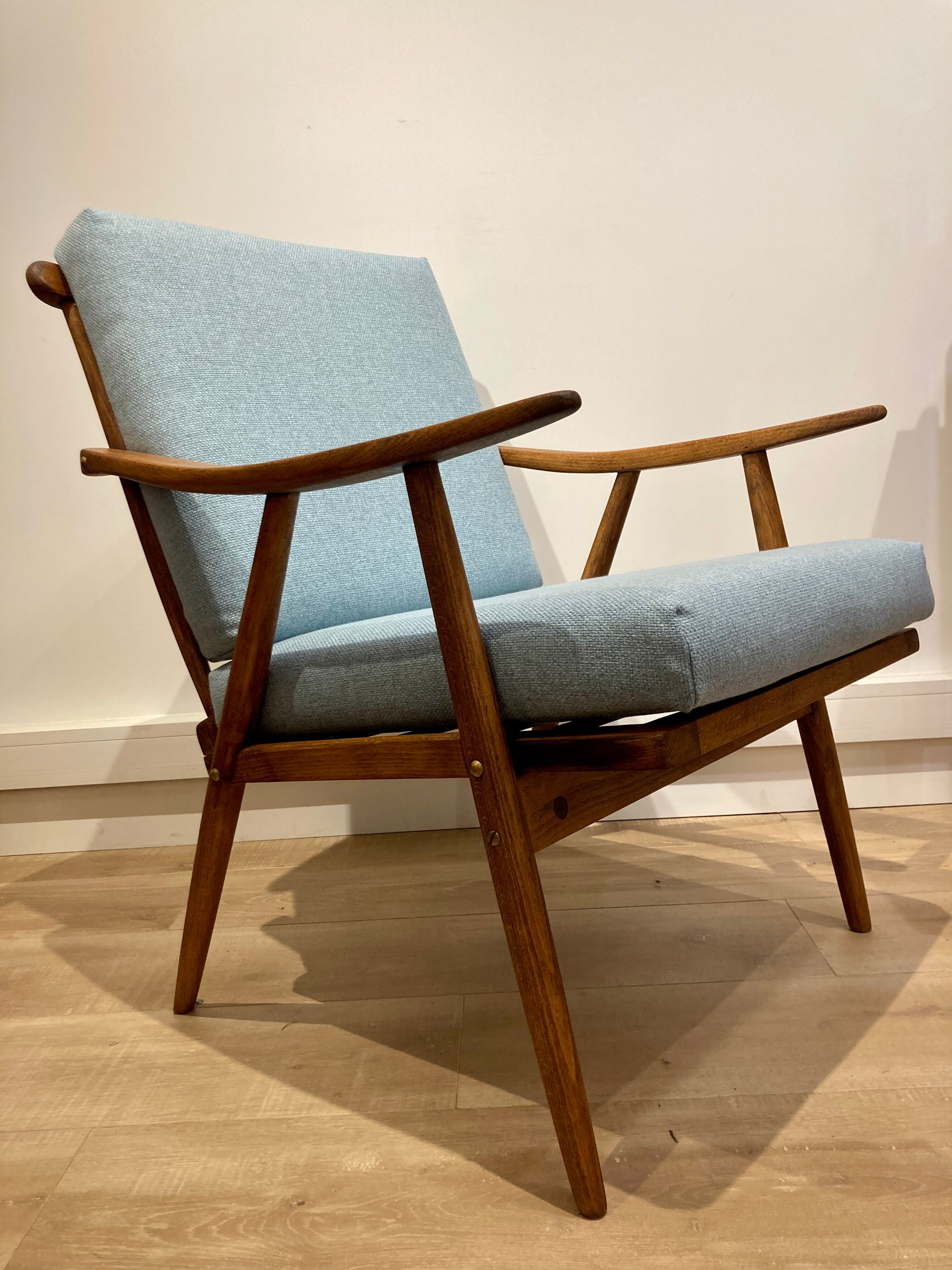 Czech restyled Boomerang armchair 1960 publisher Ton