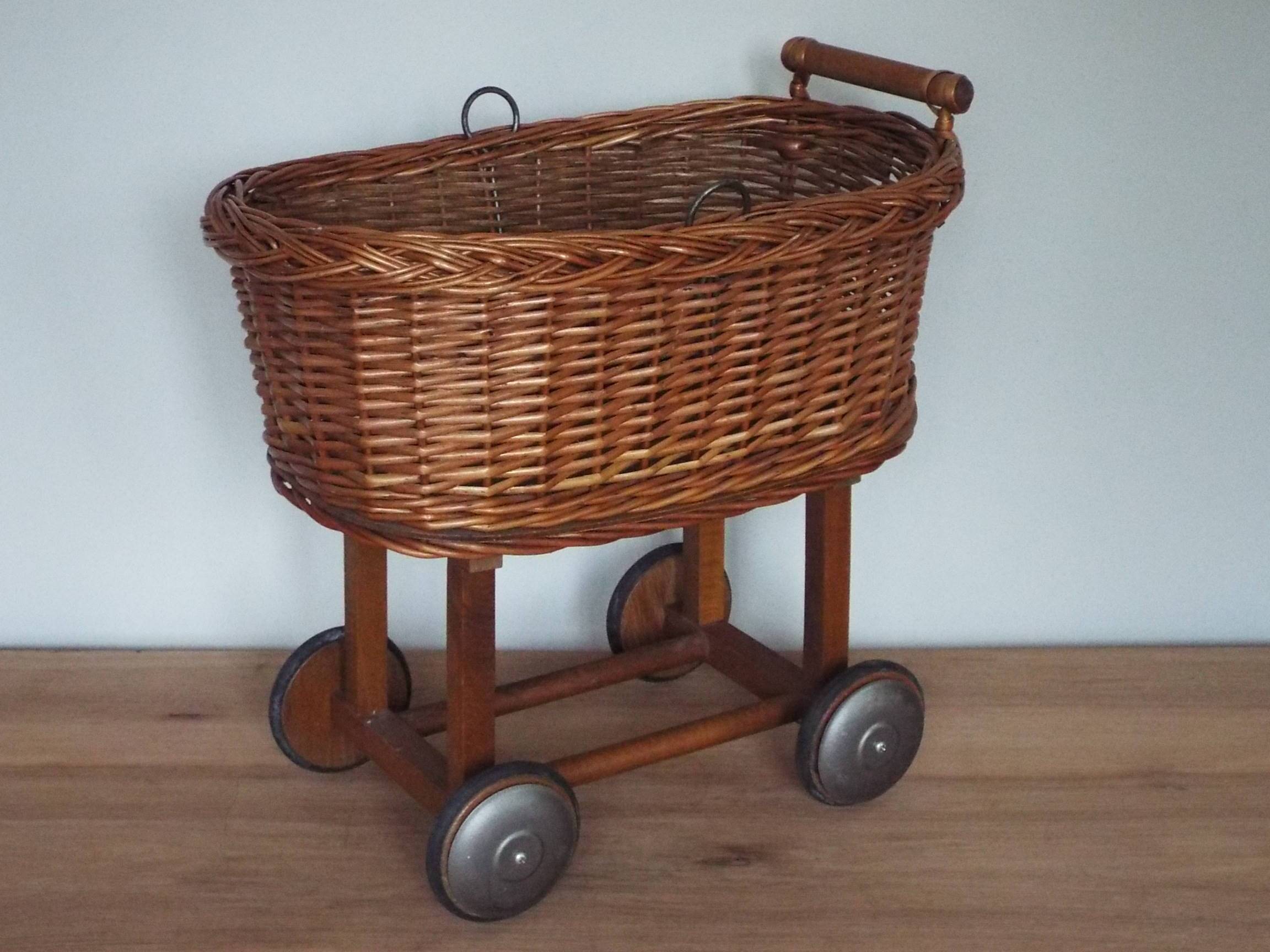 Doll or cuddly toy pram