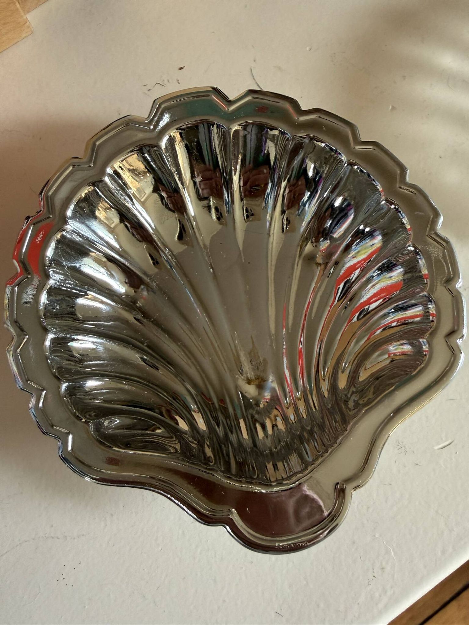Vintage shell butter dish Made in France – moulded glass