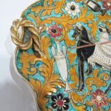 Italian dish depicting Alexander the Great