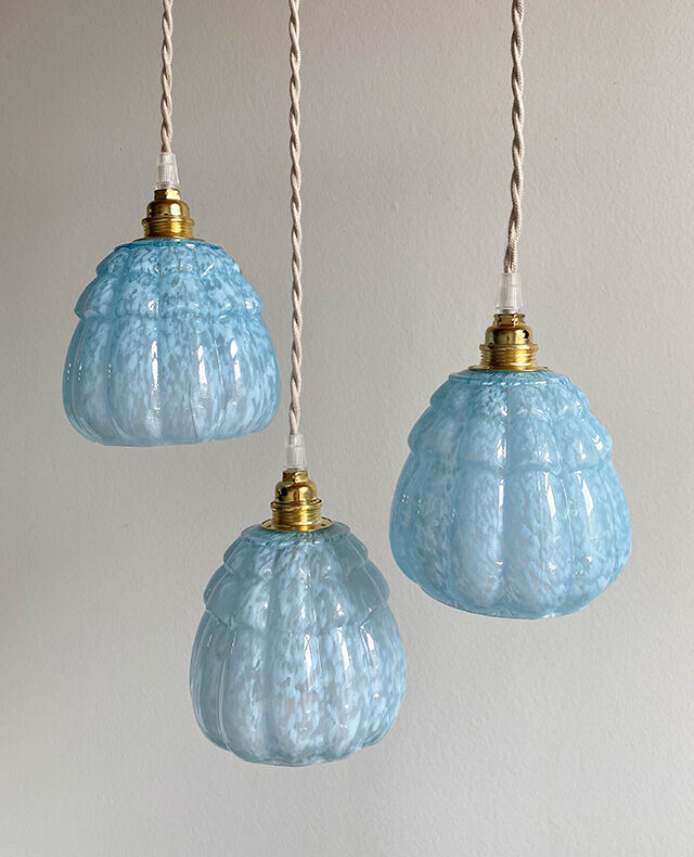 Sky blue opaline globe suspension