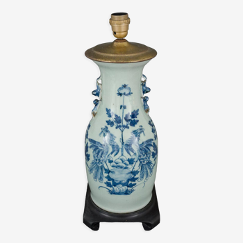 Pied de lampe en porcelaine de Chine Bleu et blanc XIXe