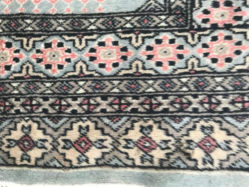 Pakistan is 125 X 190 CM hand vintage carpet