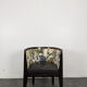 Fauteuil de restaurant motif florale en quantité