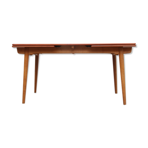 table danoise modèle