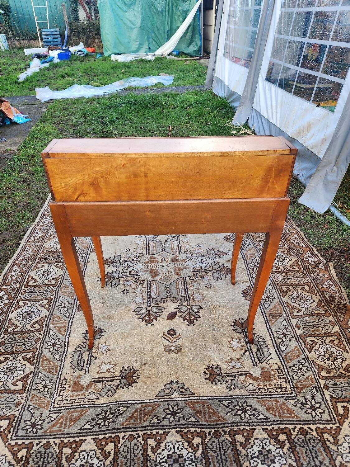 Office slope scriban speed bump