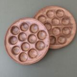 Two plates for 12 stoneware snails