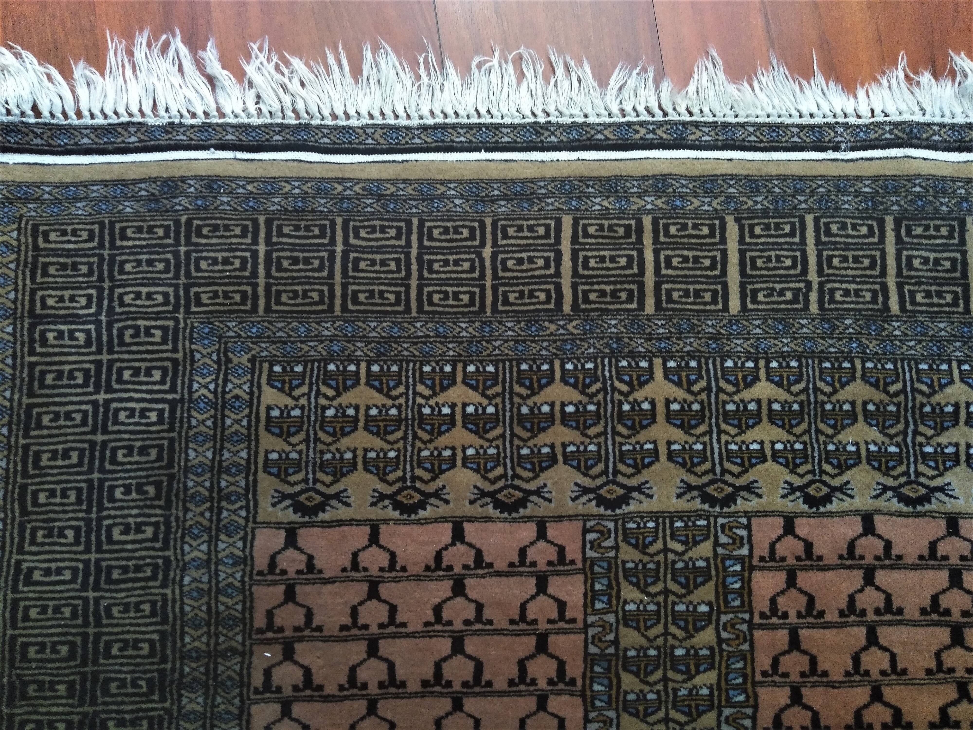 Tapis pur laine tissé main 171x126cm