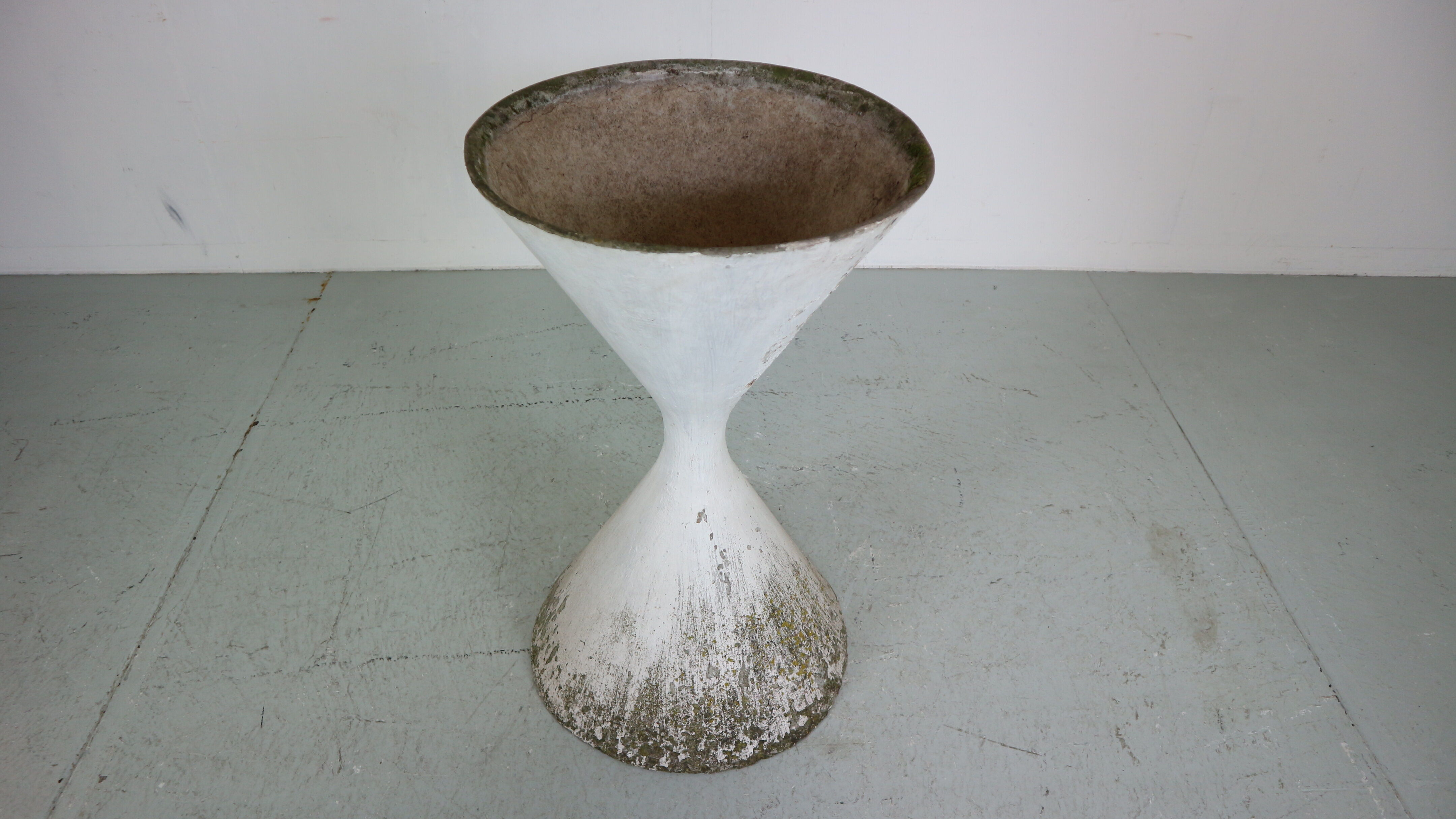 Diabolo' planter, Switzerland, design by Anton Bee assisted by Guhl 1954