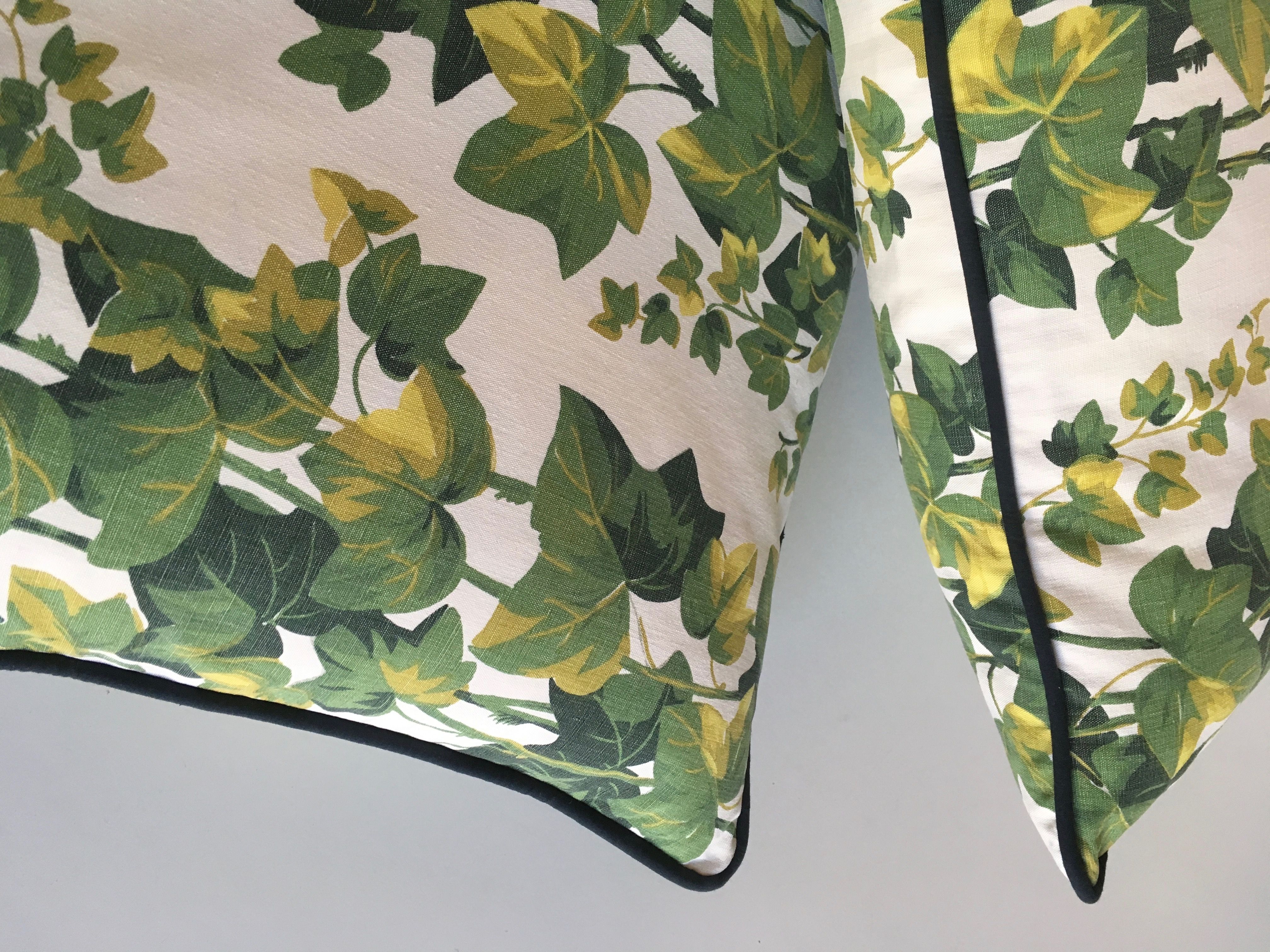 Cushion in old canvas Romanex 50s Ivy decor 40x60cm
