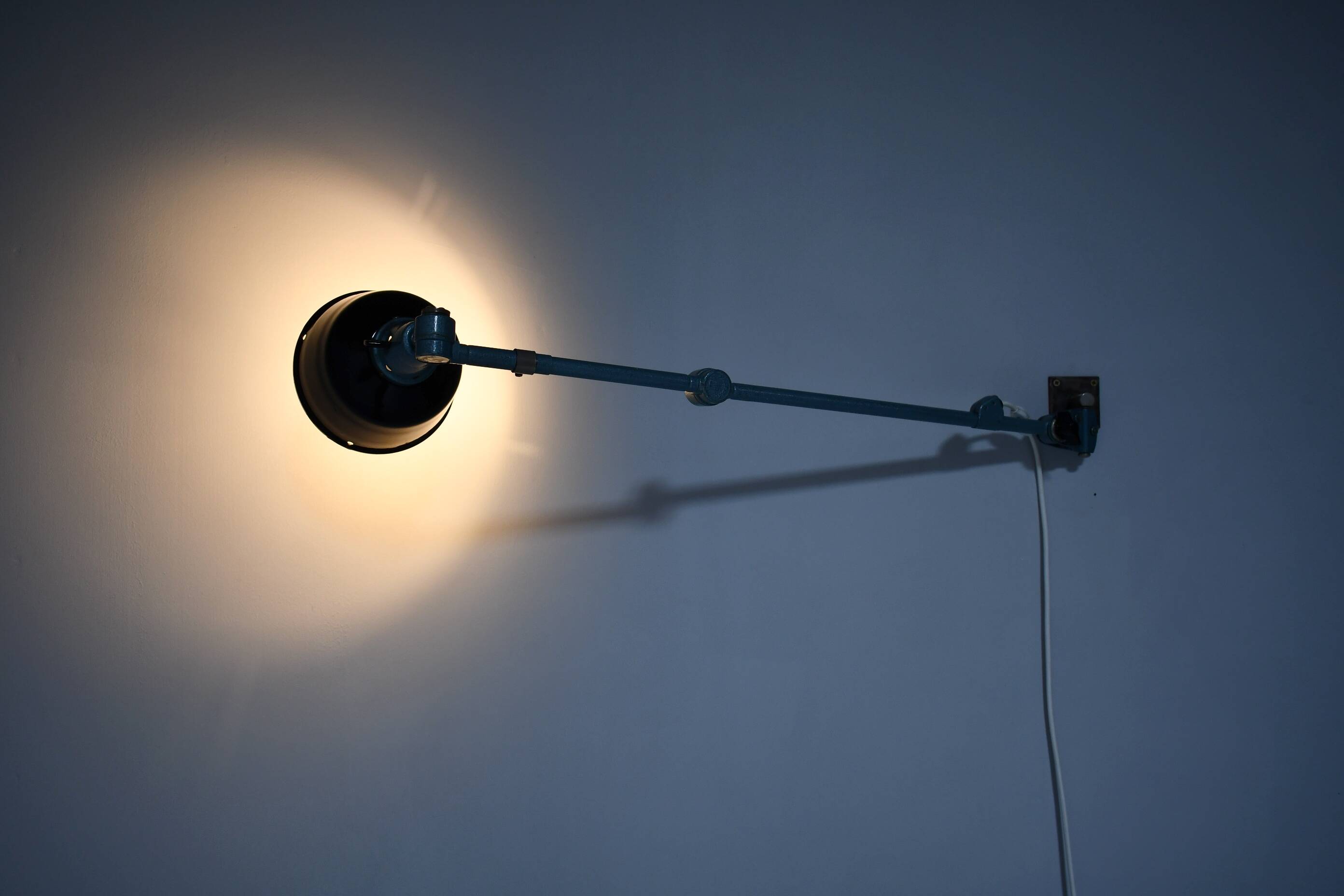 Articulating studio lamp by Midgard. Germany 1950s
