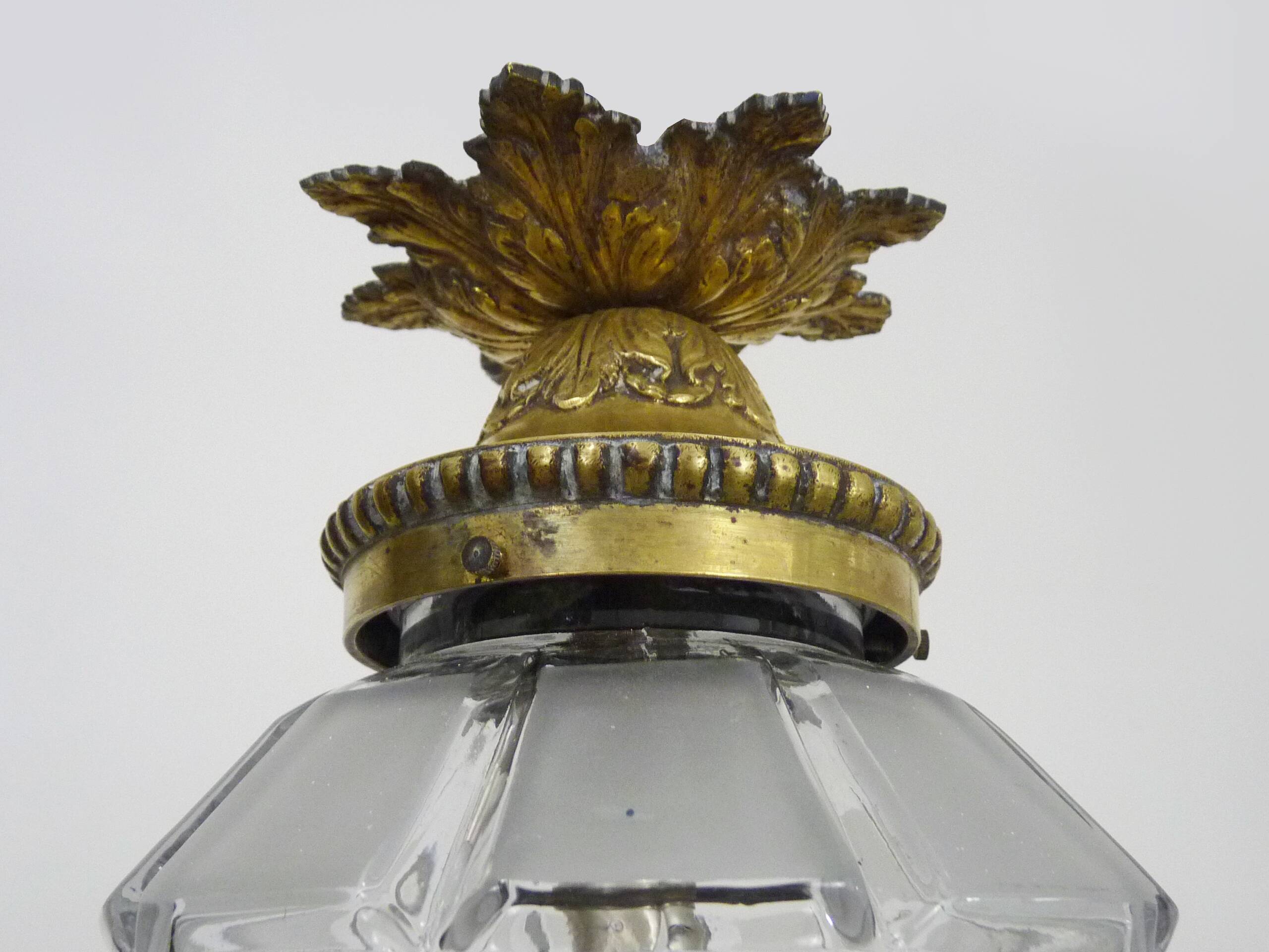 Louis XV style Hall lantern in bronze and glass globe. Around 1920