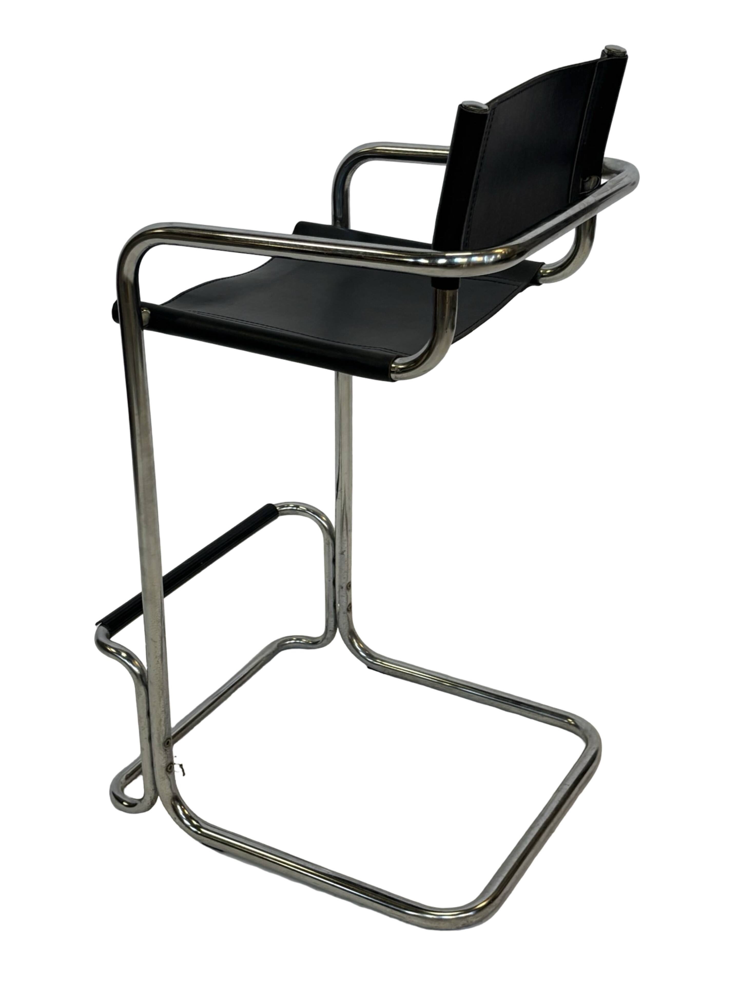 Tabouret de bar vintage en cuir noir et chrome, Italie