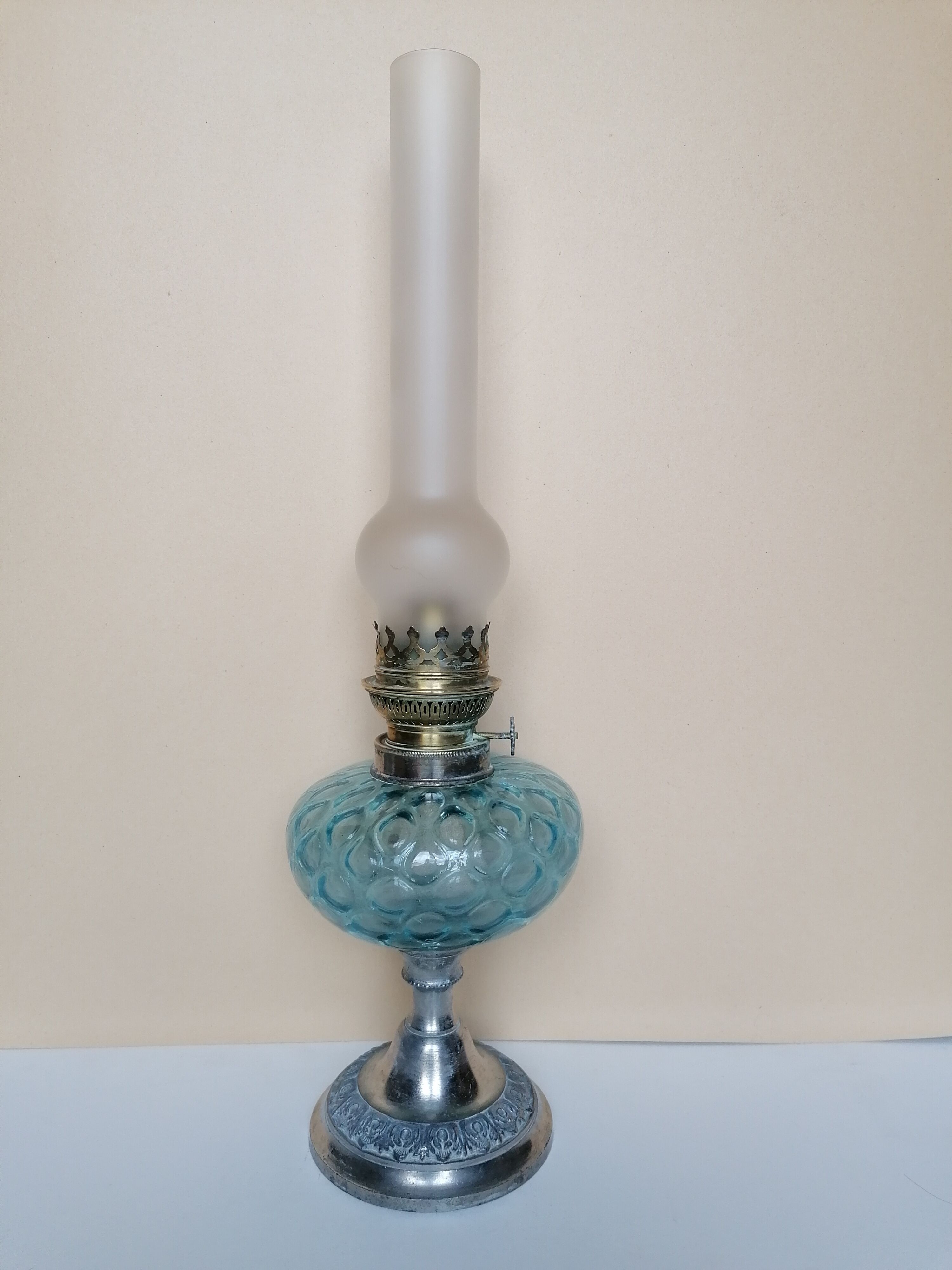 Blue glass kerosene lamp