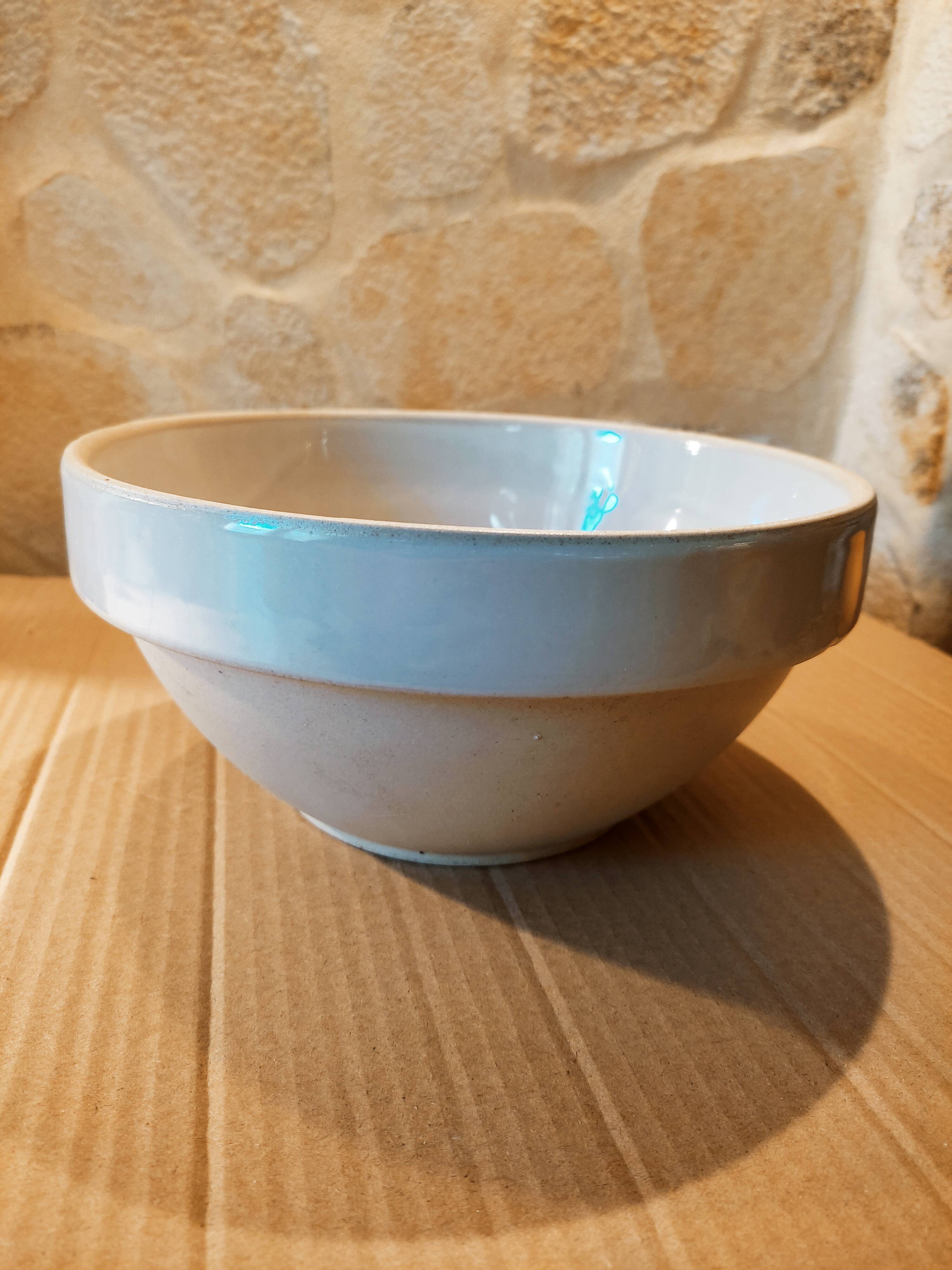 Digoin bowl in beige sandstone