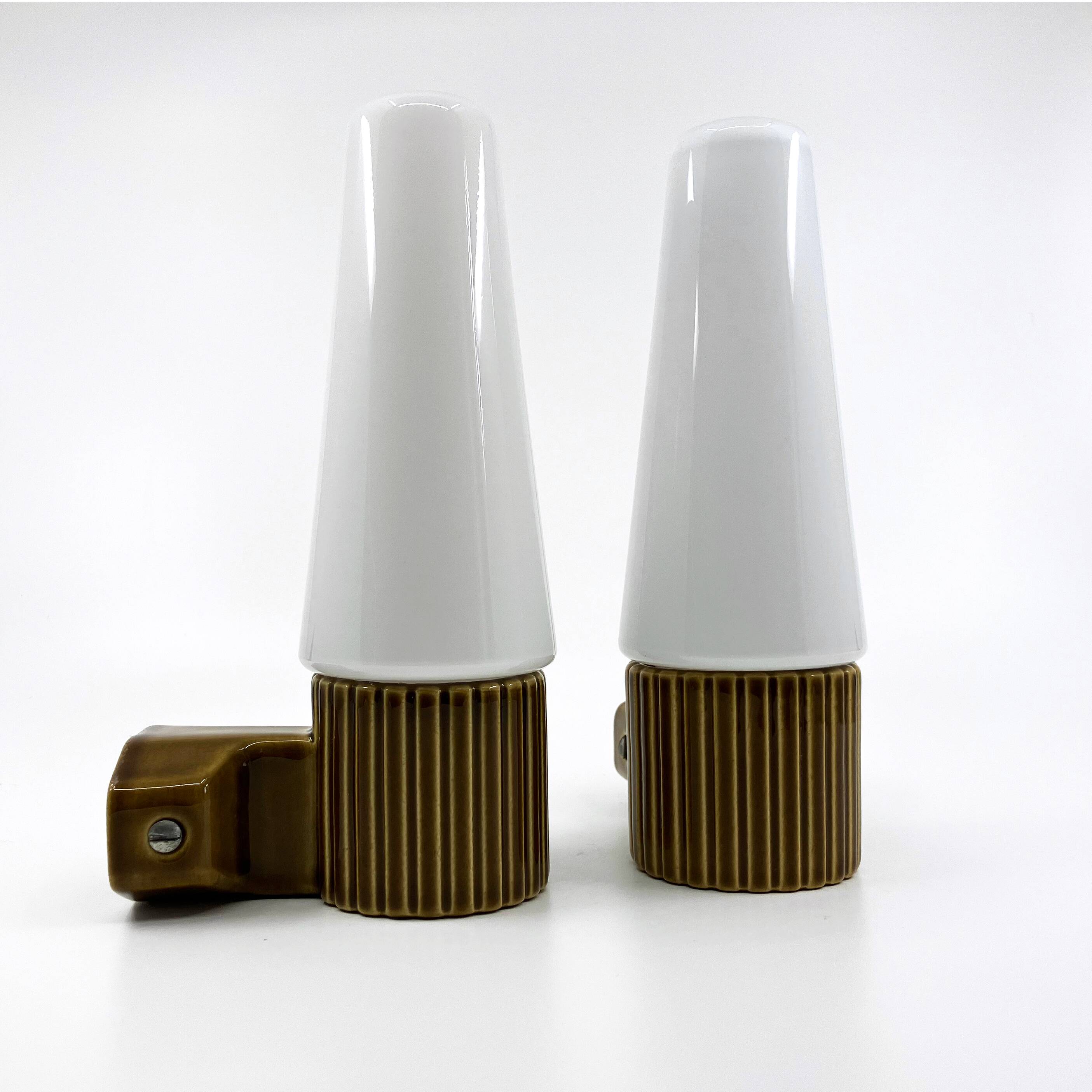 Ifö ceramic/opal glass wall lights • ref 6020 • Hans-Agne Jakobsson