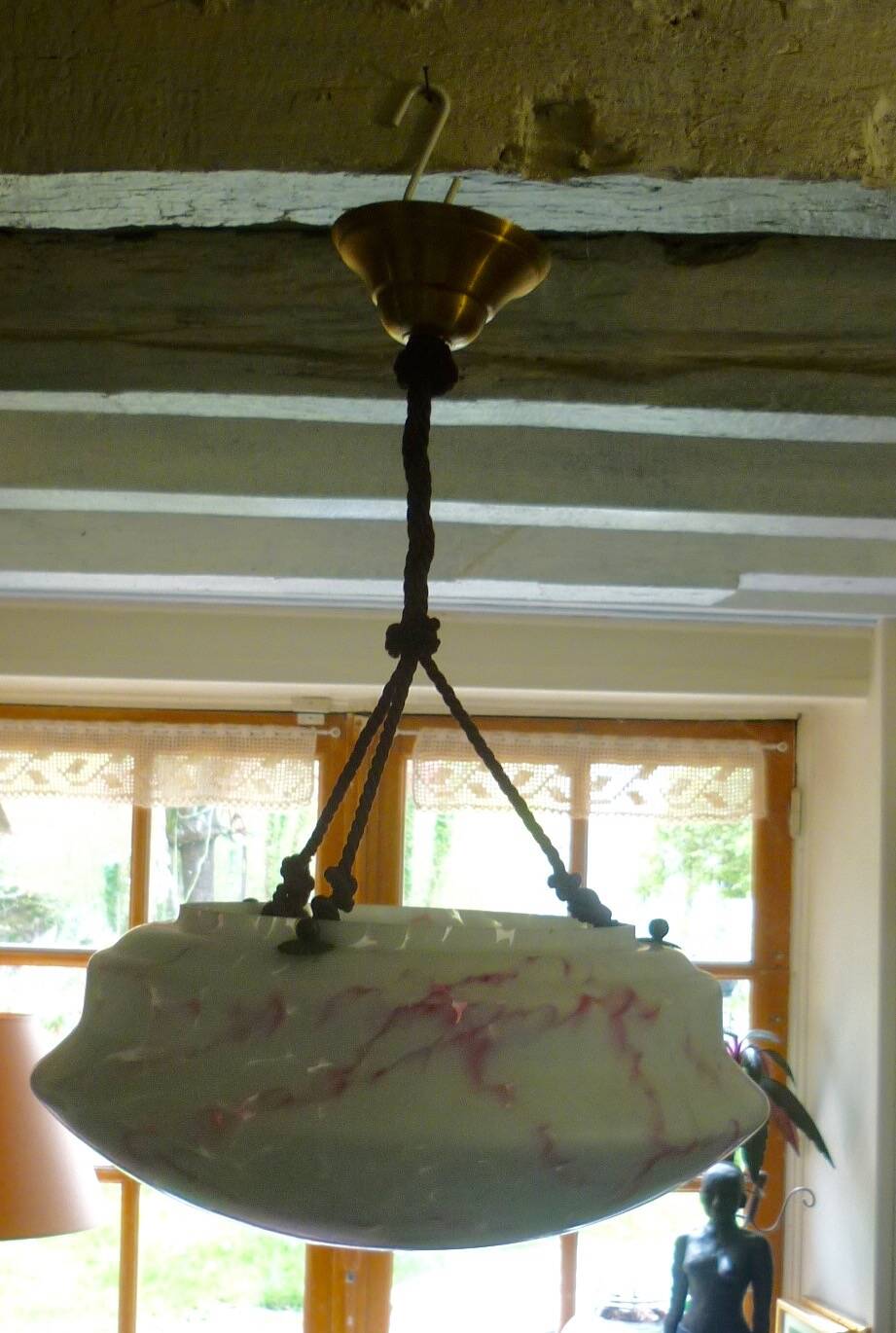 Marbled opalescent art deco pendant light Ø 35 cm