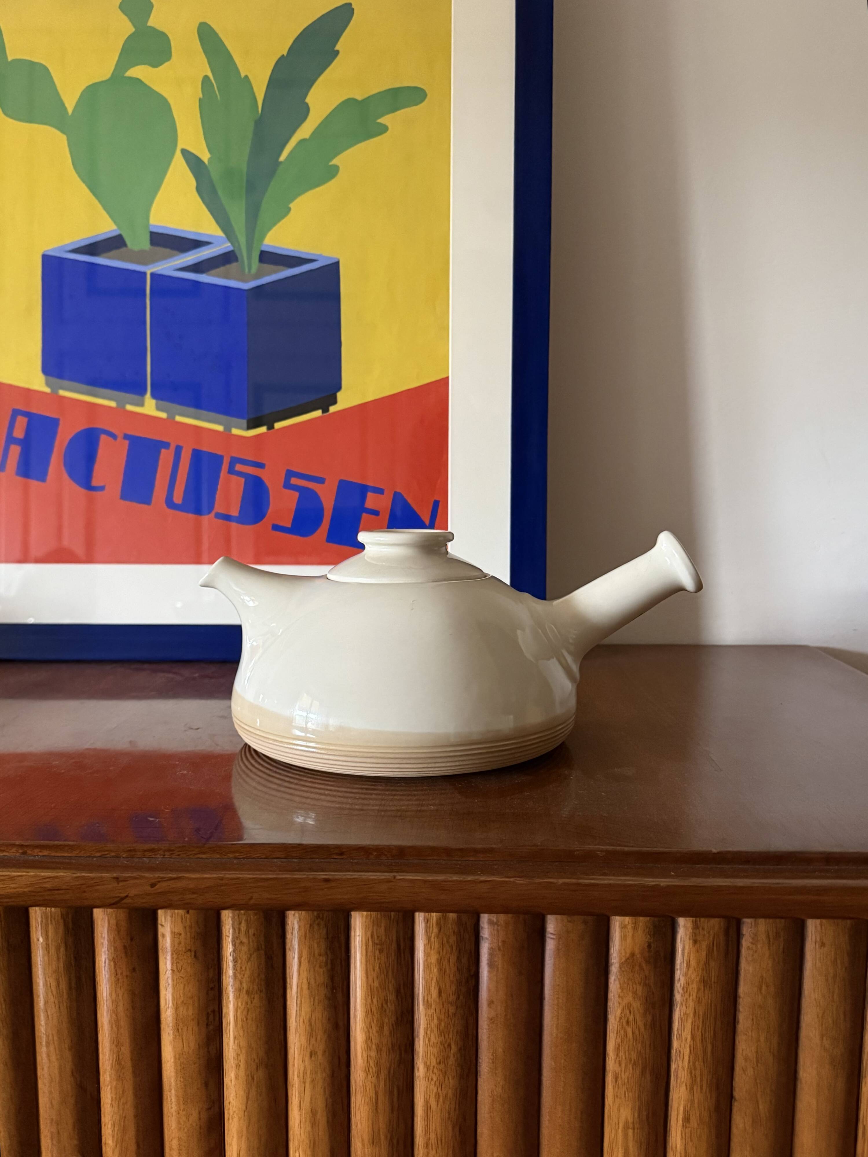 Mid-century Modern cream gres teapot, Franco Bucci Italy ca. 1970