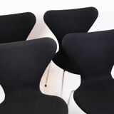 Set Of 4 Seven Chairs Model 3107 Original Upholstered In Black Fabric By Arne Jacobsen