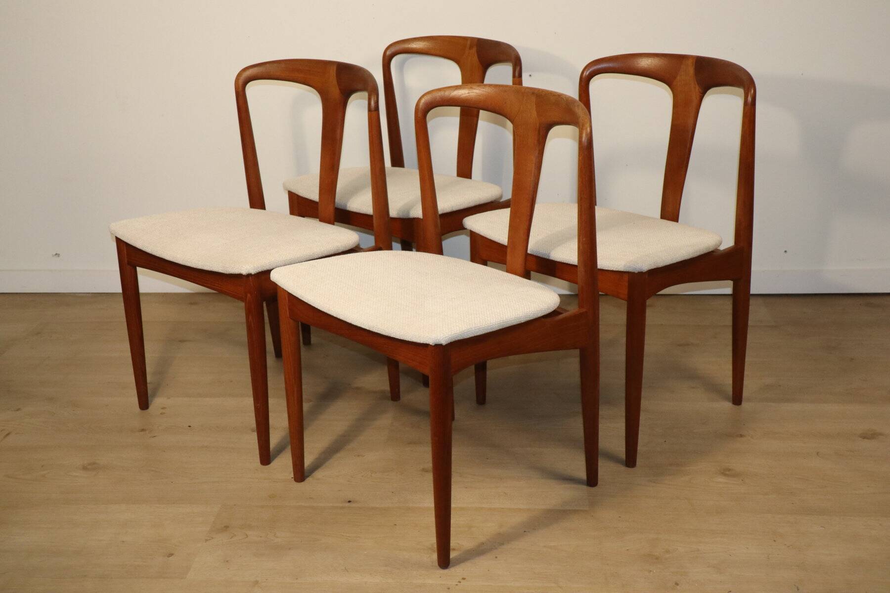 Set of 4 “Juliane” chairs by Johannes Andersen – 1960s