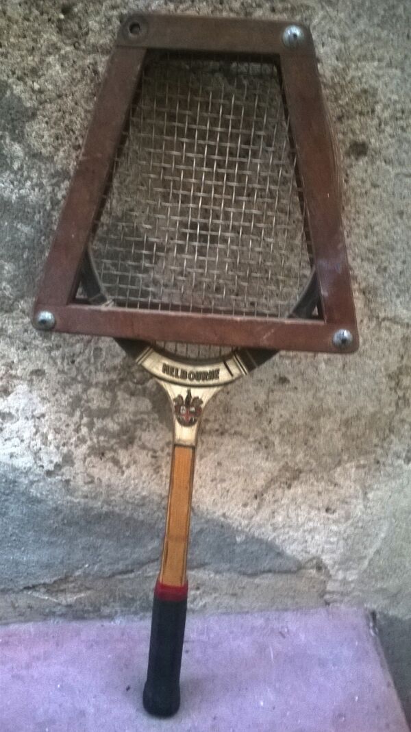 Raquette de tennis vintage