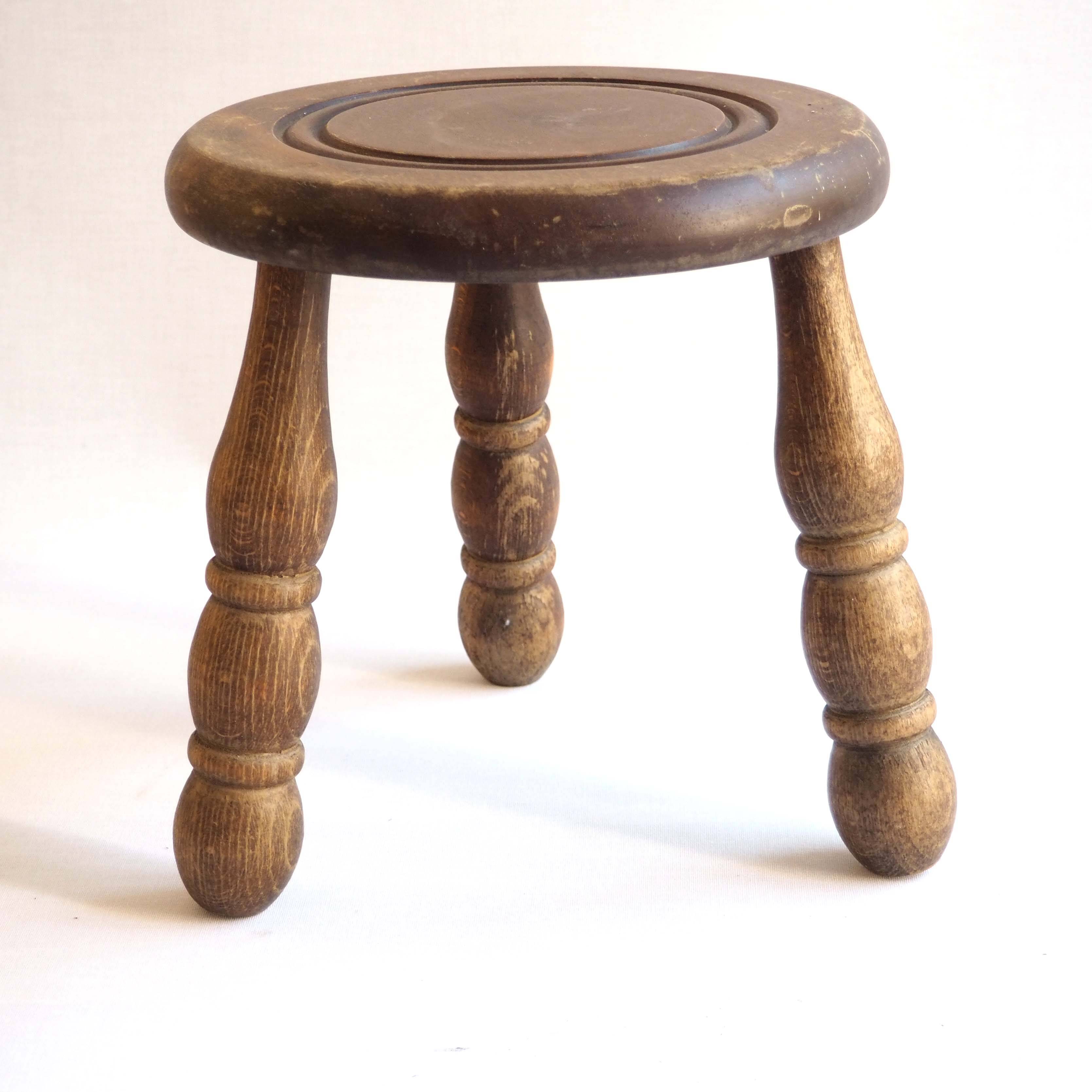 Tripod stool for wooden plant holder