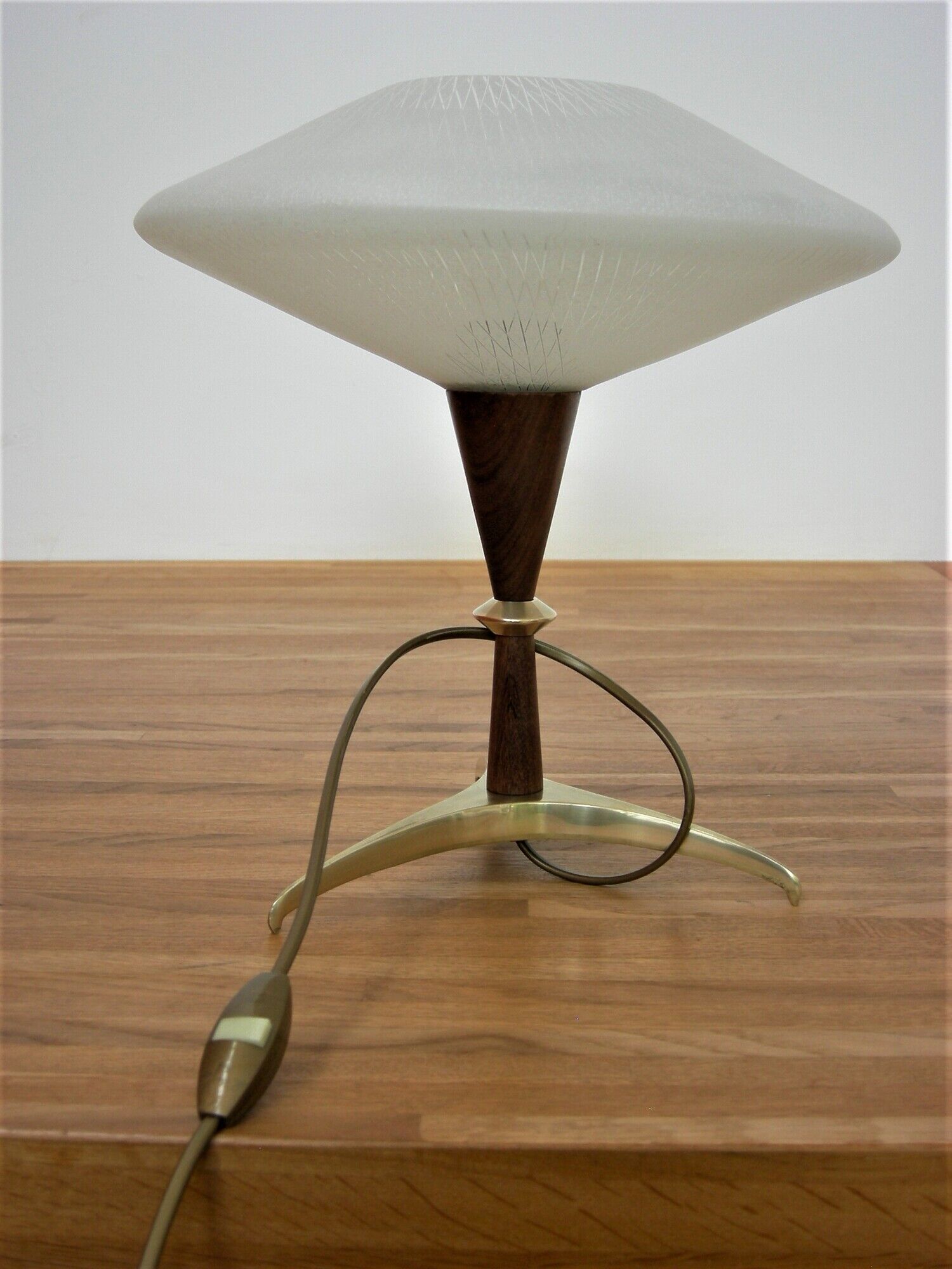 Scandinavian style lamp in teak, brass and opaline