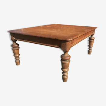 Beautiful old table loweredboi