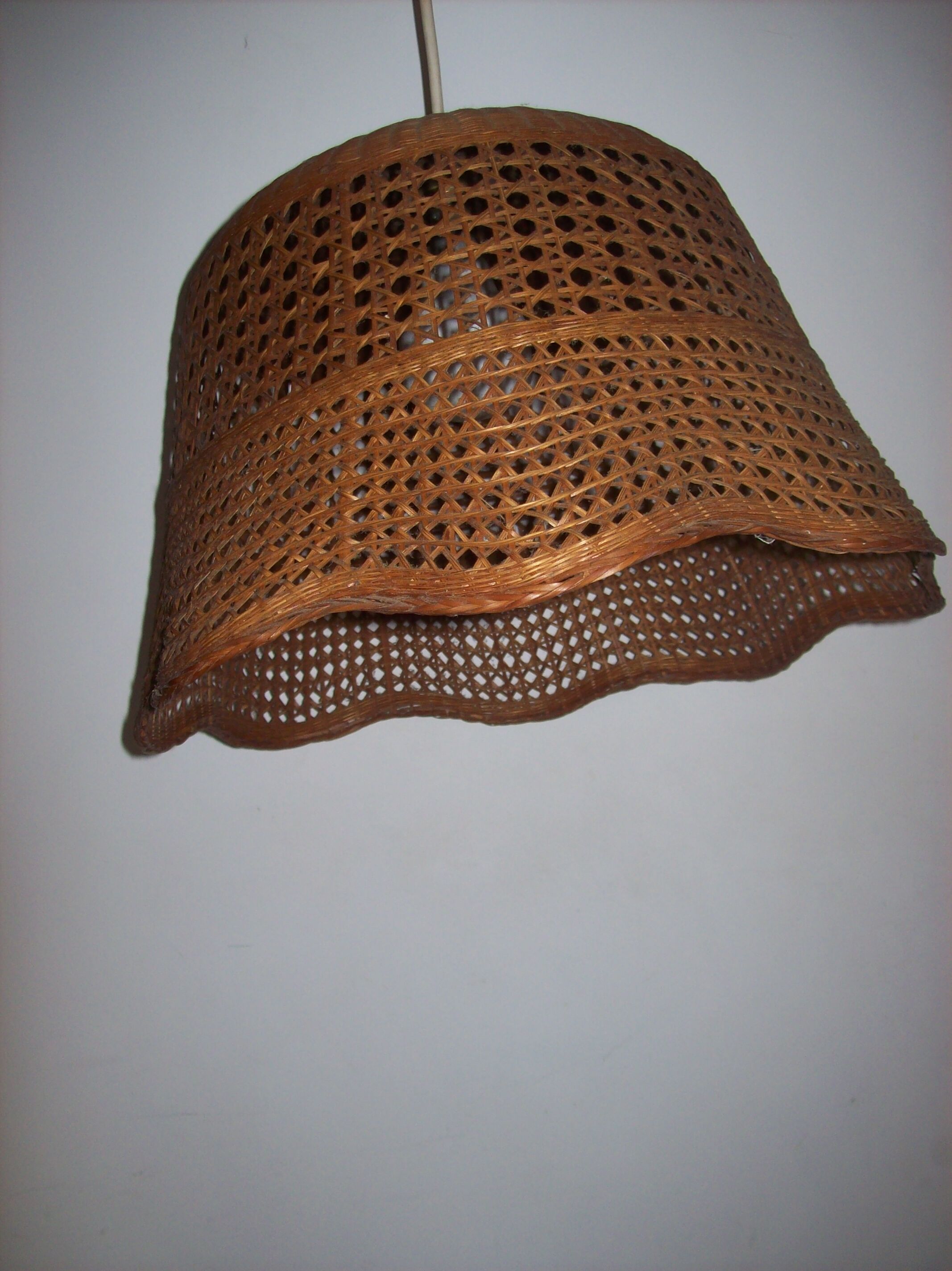 Braid wicker suspension