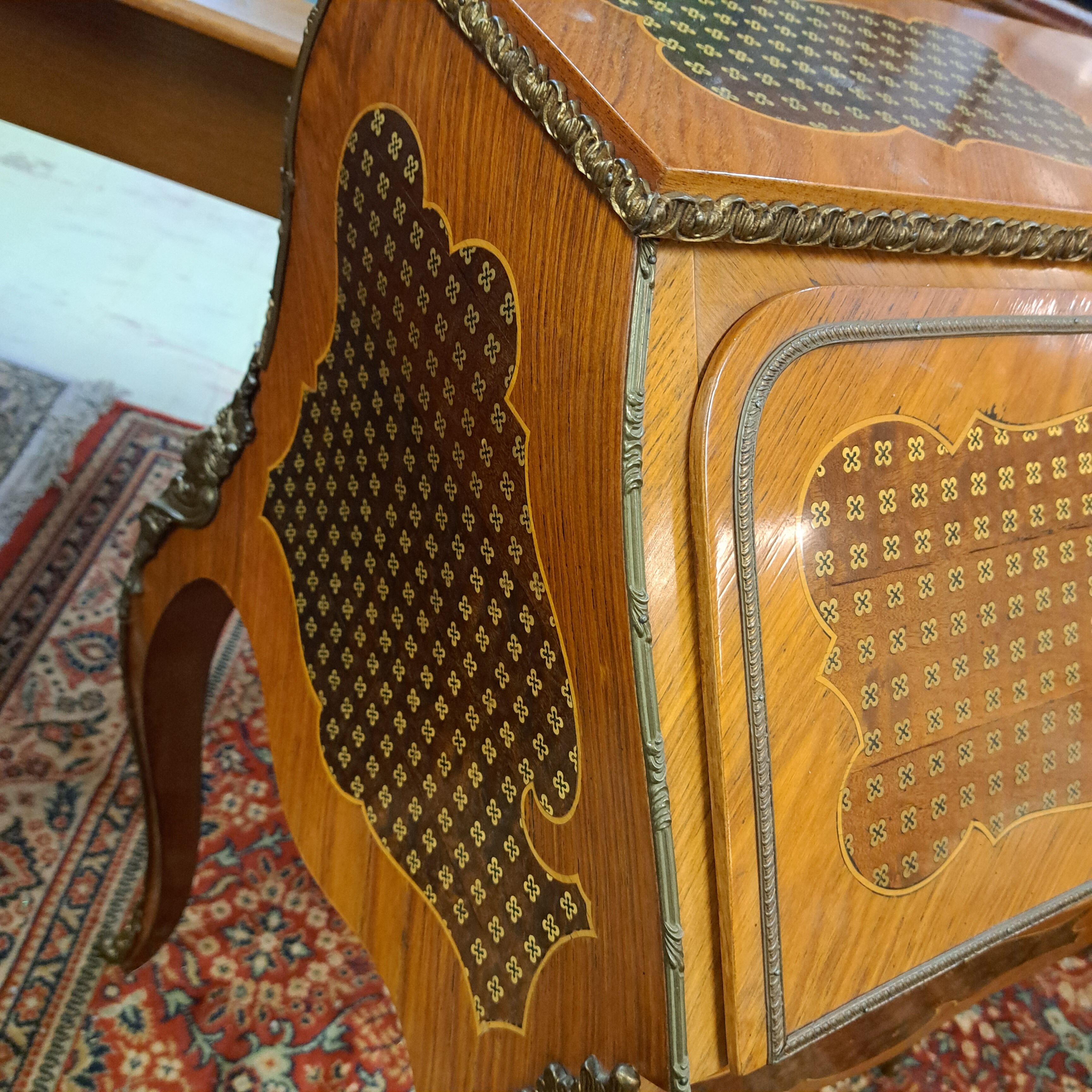 Napoleon III style desk