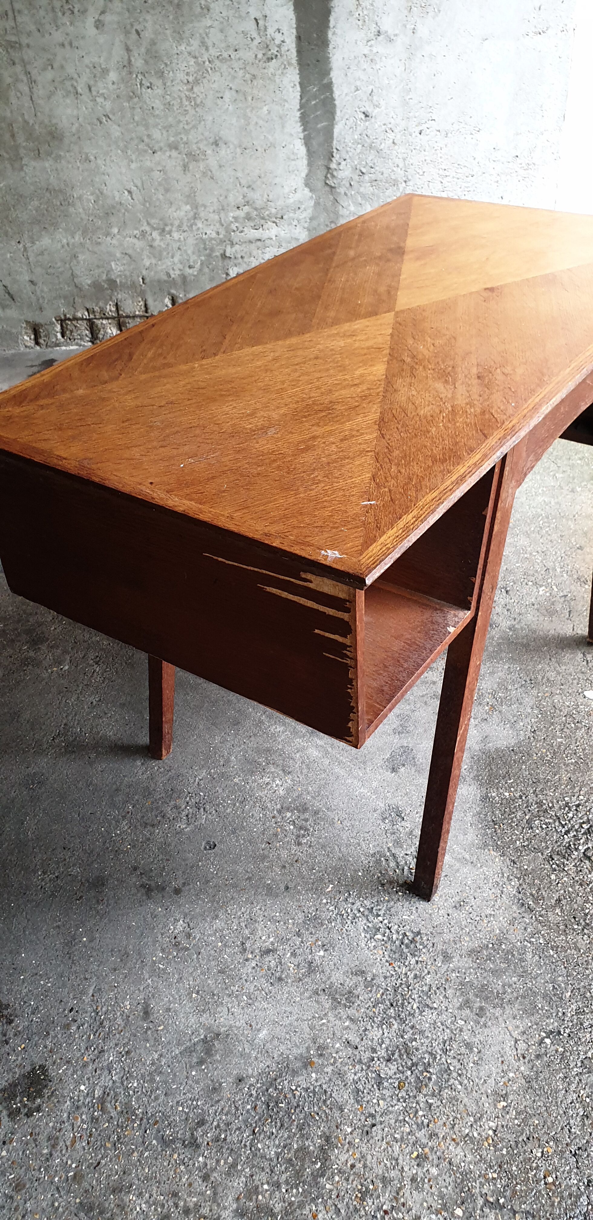 Bureau desing des années 50